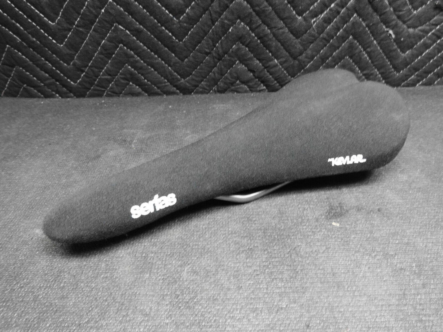 Serfas Kevlar VL-219 Velo saddle bicycle seat - Made with Kevlar