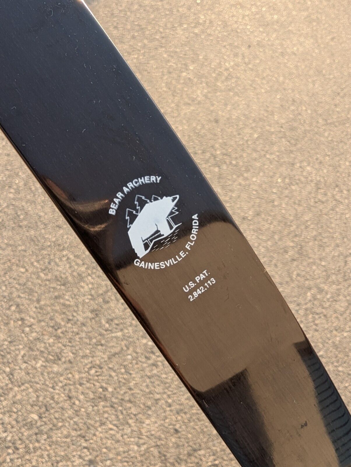 Bear Kodiak Hunter RH Recurve Bow 50# AMO-60" w/ Case