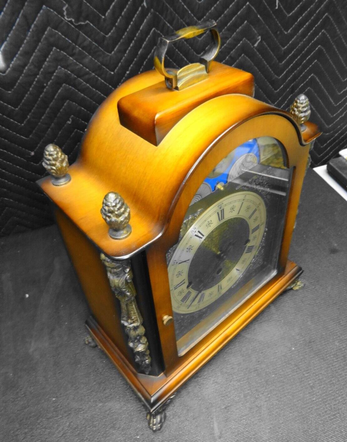 VINTAGE HAMILTON MOON PHASE 1050-020 TRIPLE CHIME MANTEL CLOCK - 8 Notes