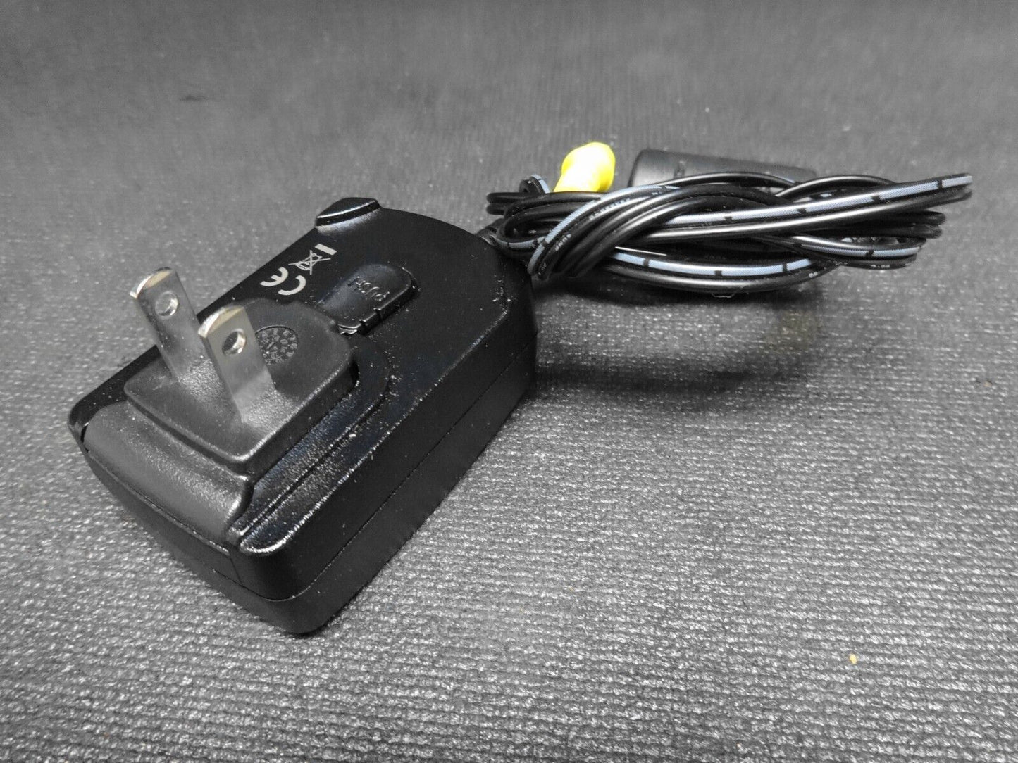 Sennheiser OEM Switching Black Power Supply NT9-3AW Model PSAC03R-090, Free Ship