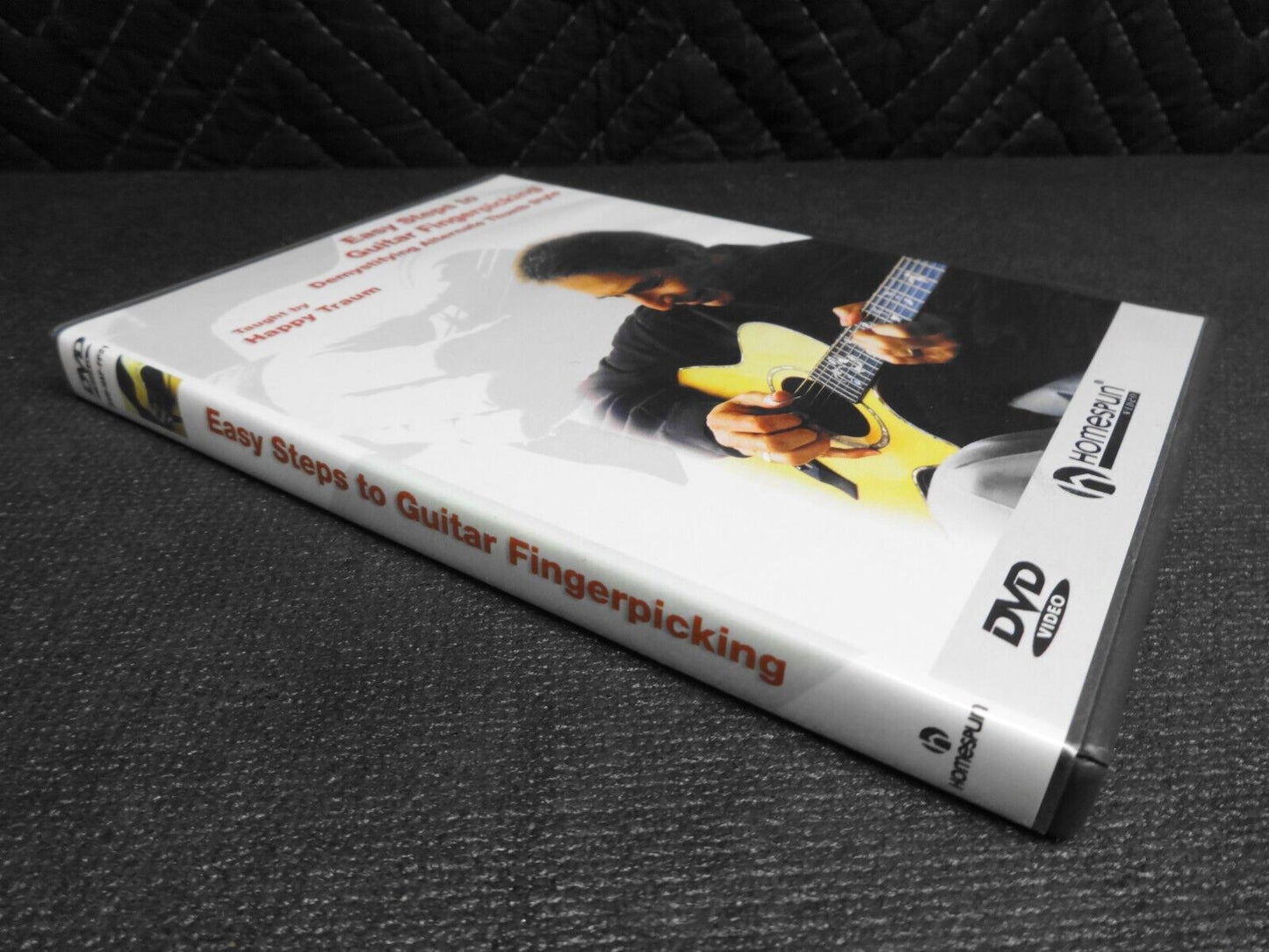 Easy Steps to Guitar Fingerpicking DVD (2005) Happy Traum cert E