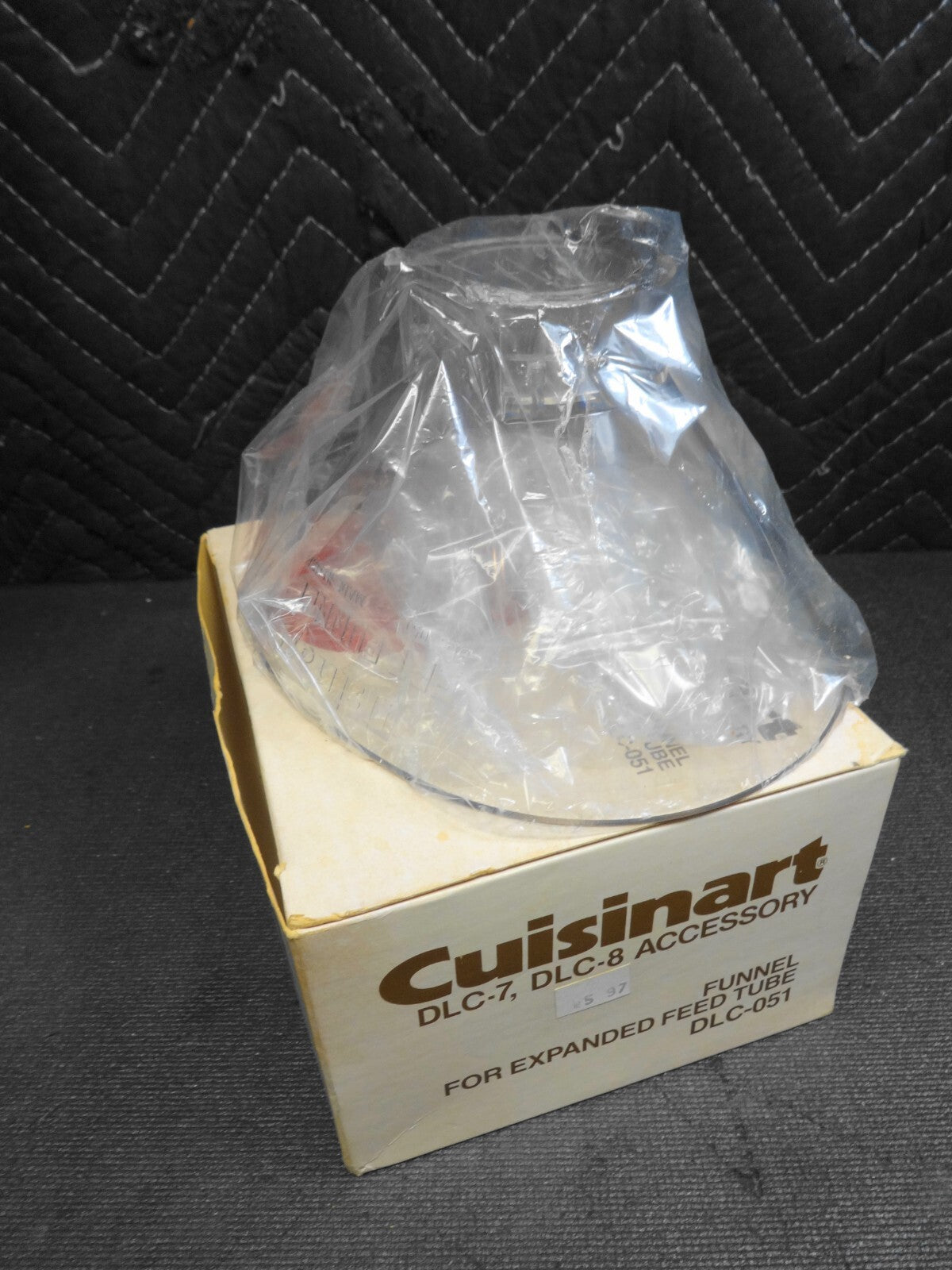 VINTAGE CUISINART DLC-7 DLC-8 ACCESSORY FUNNEL DLC-051 USA open box unused