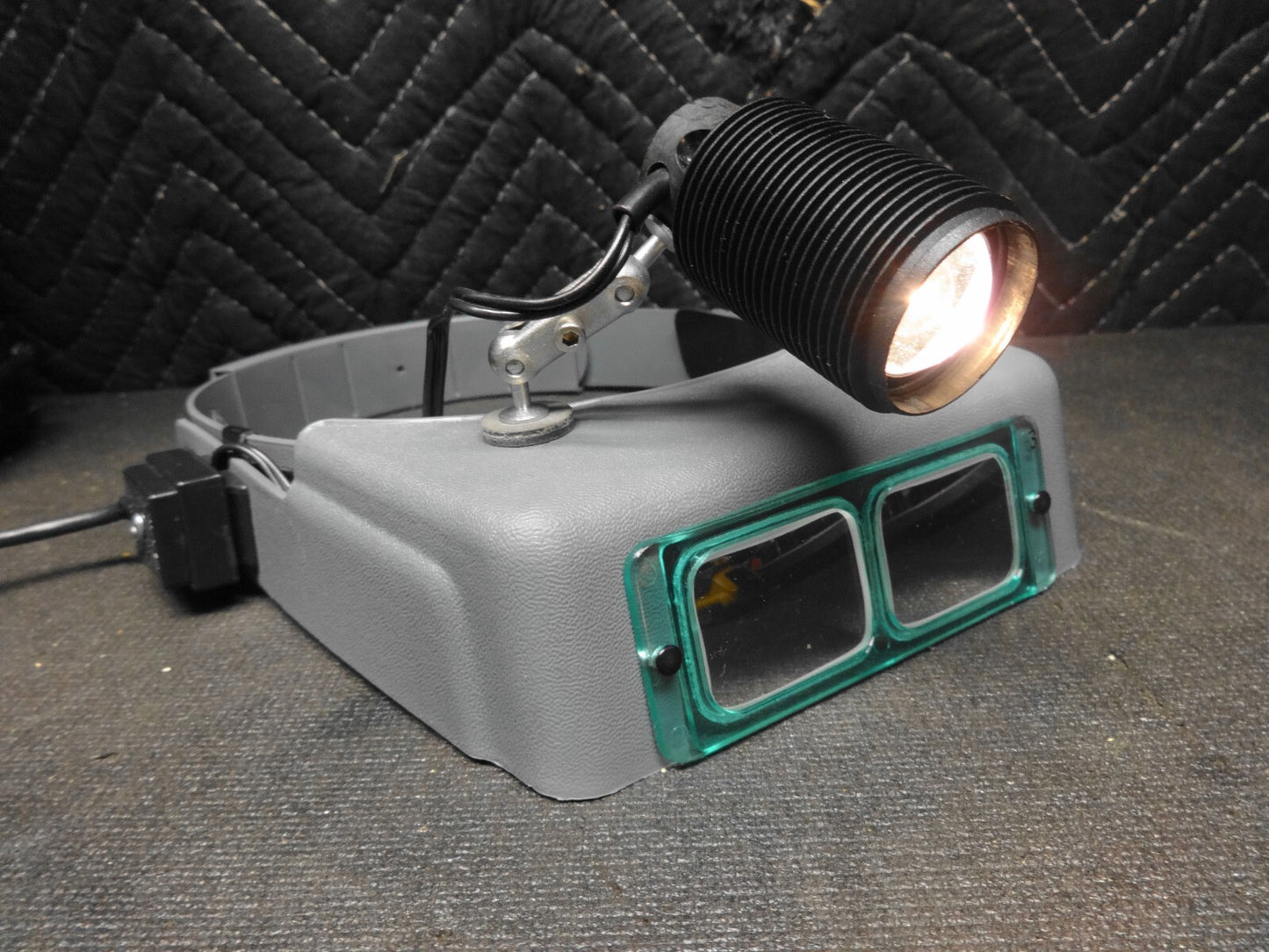 Light-Tech Halogen Physicians/Tech Headlight Model 580 Tested W/ OptiVisor