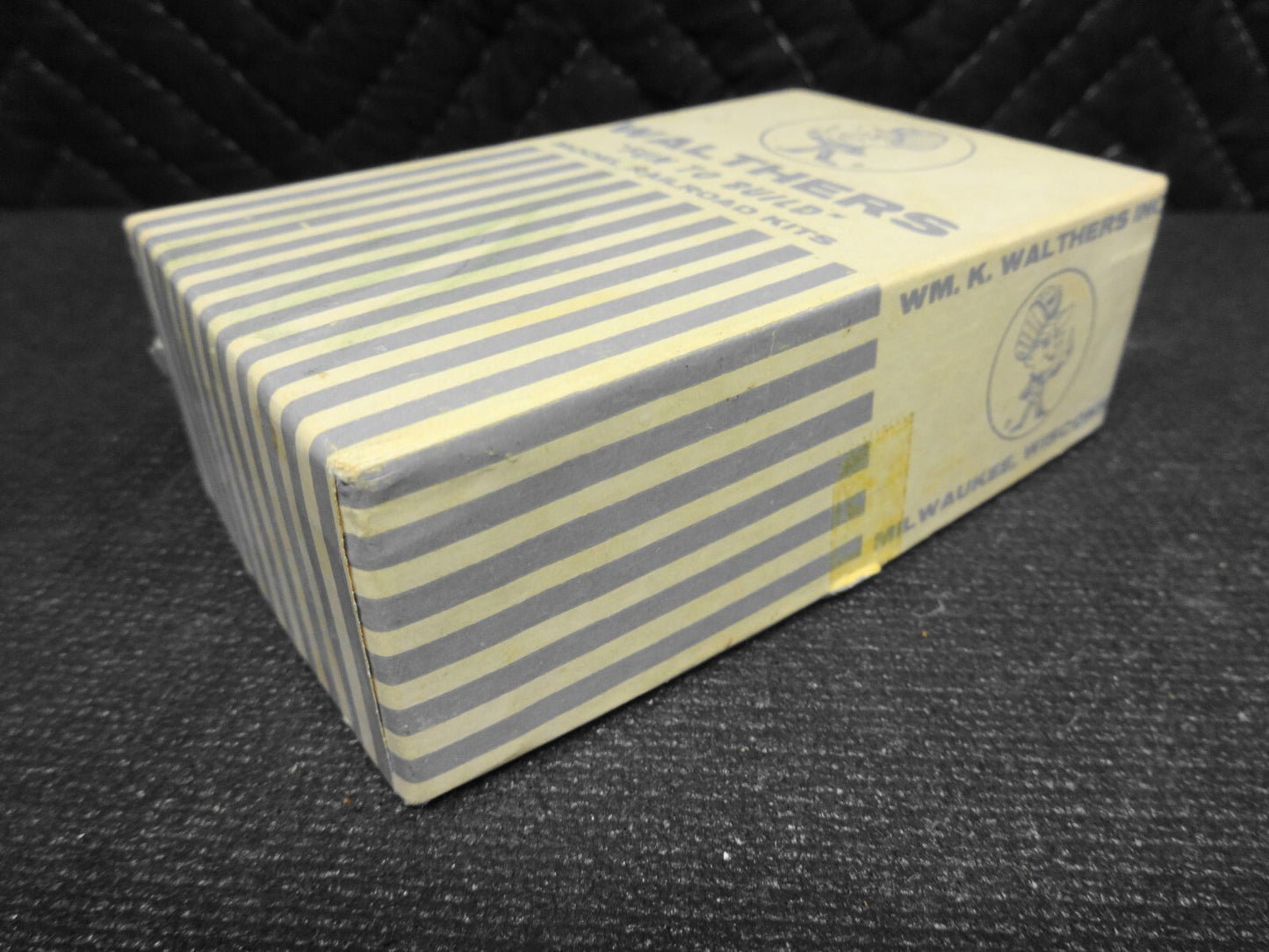 VTG NOS NIB WALTHERS THE PIKER & OSCAR HO 7812 7899 Model Train Railroad Car Kit