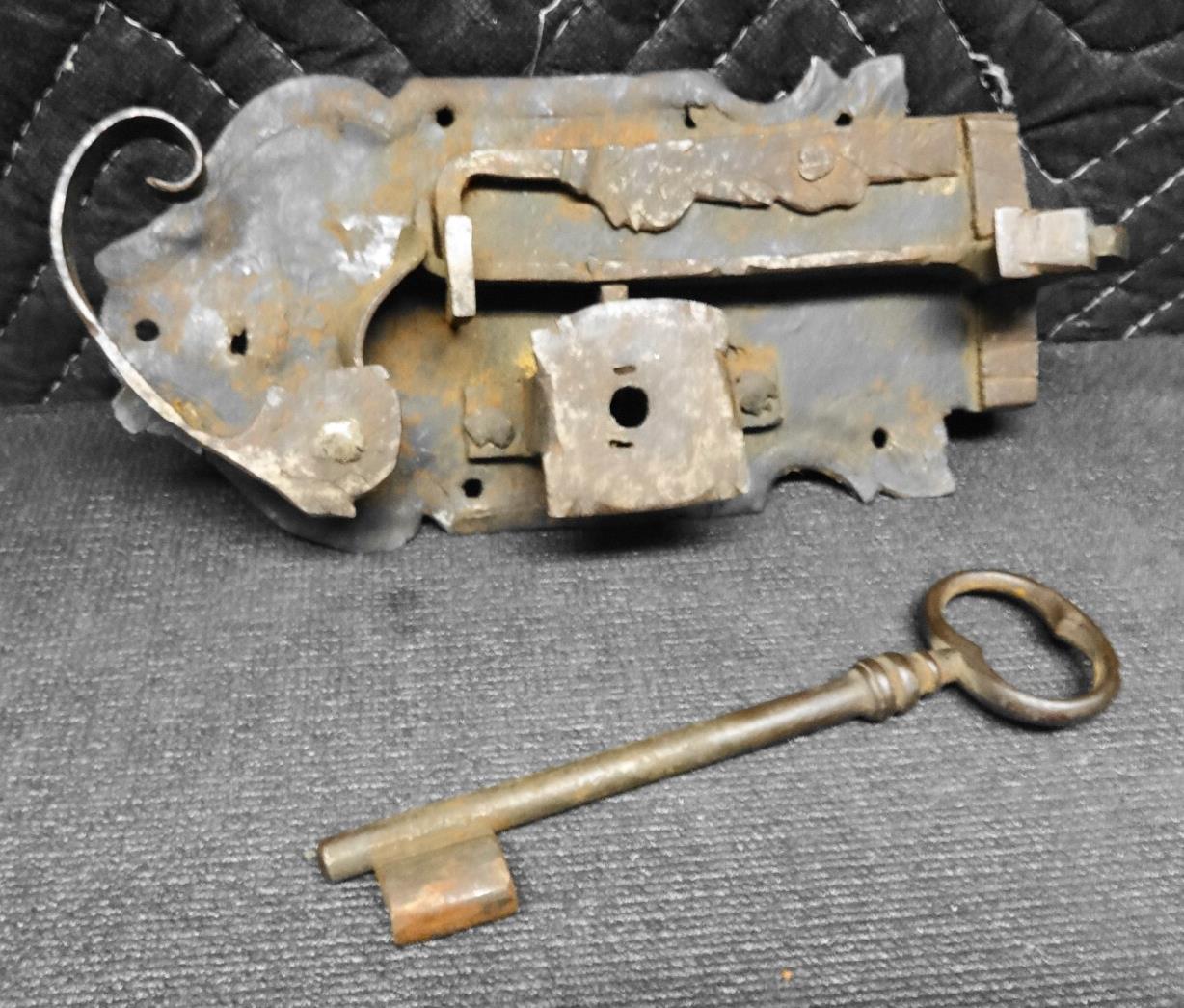 17th Century Large Door Lock Wrought Iron w/ Key