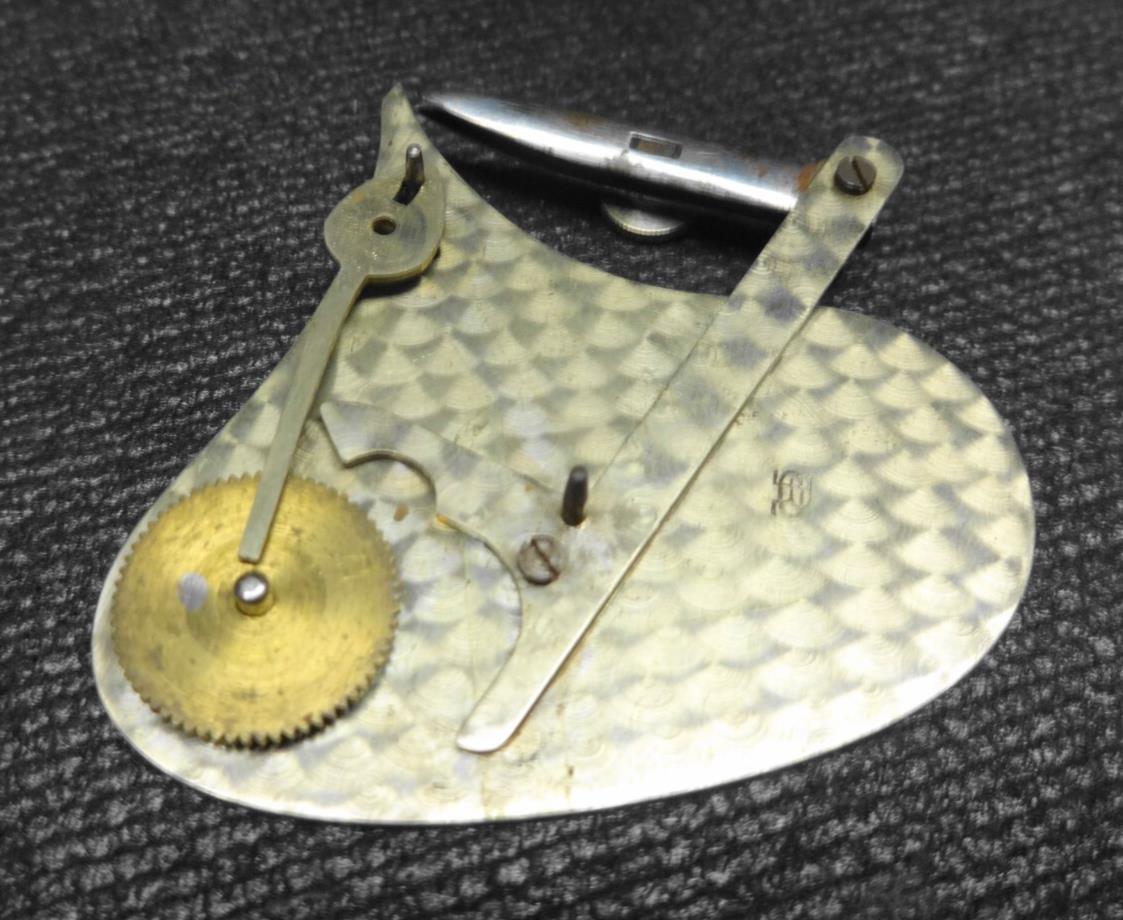 Vintage Richter & Co. – Mechanical Tool Drawing Dotted Lines