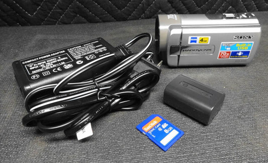 Sony Handycam DCR-SX65 Digital Camcorder Zeiss 70x Zoom Battery & Charger