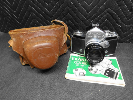 Ihagee Dresden Exakta VXIIa 35mm film camera with Soligor f2.8 lense