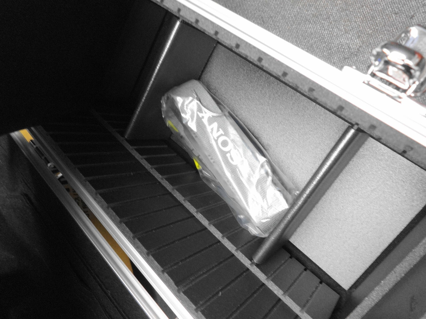 BRAND NEW - Sony Hard Handycam Carrying Case Only - Silver LCH-TRV900 *NIB*