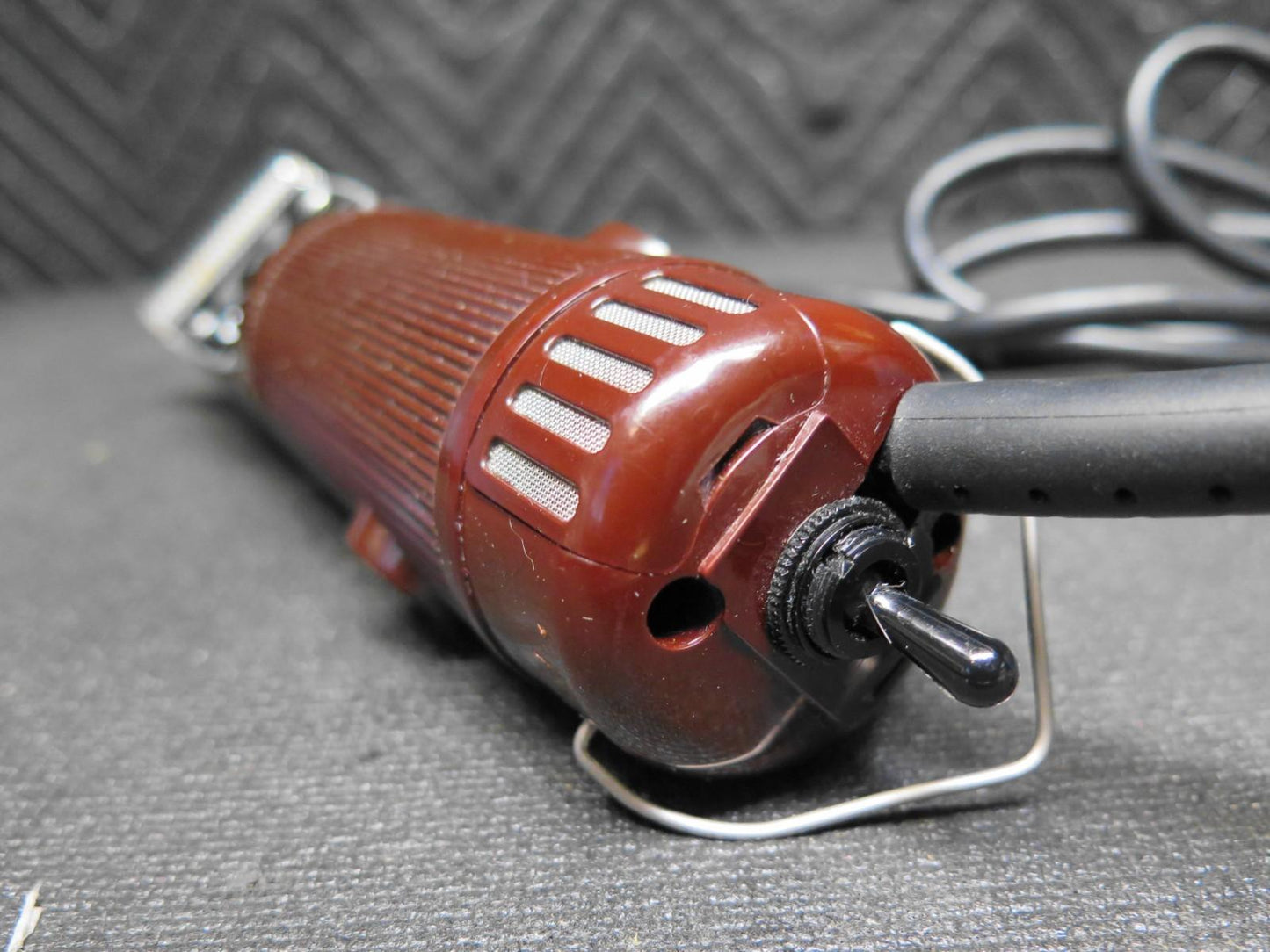 Oster Professional Hair Clippers Classic 76 - Includes 3-1/2 Blade