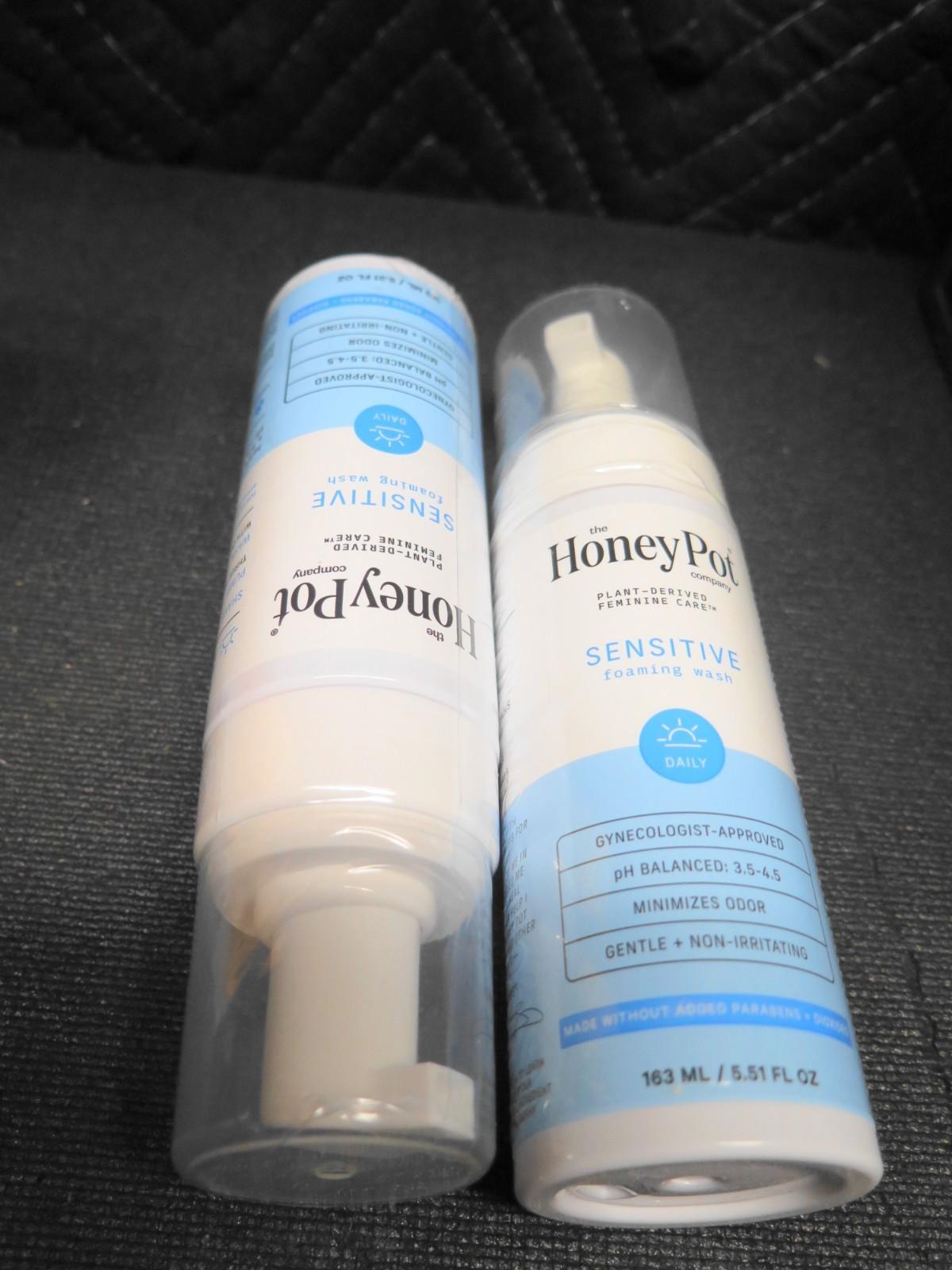 2 x The Honey Pot Company Sensitive Foaming Wash Herbal Infused 5.51 fl oz