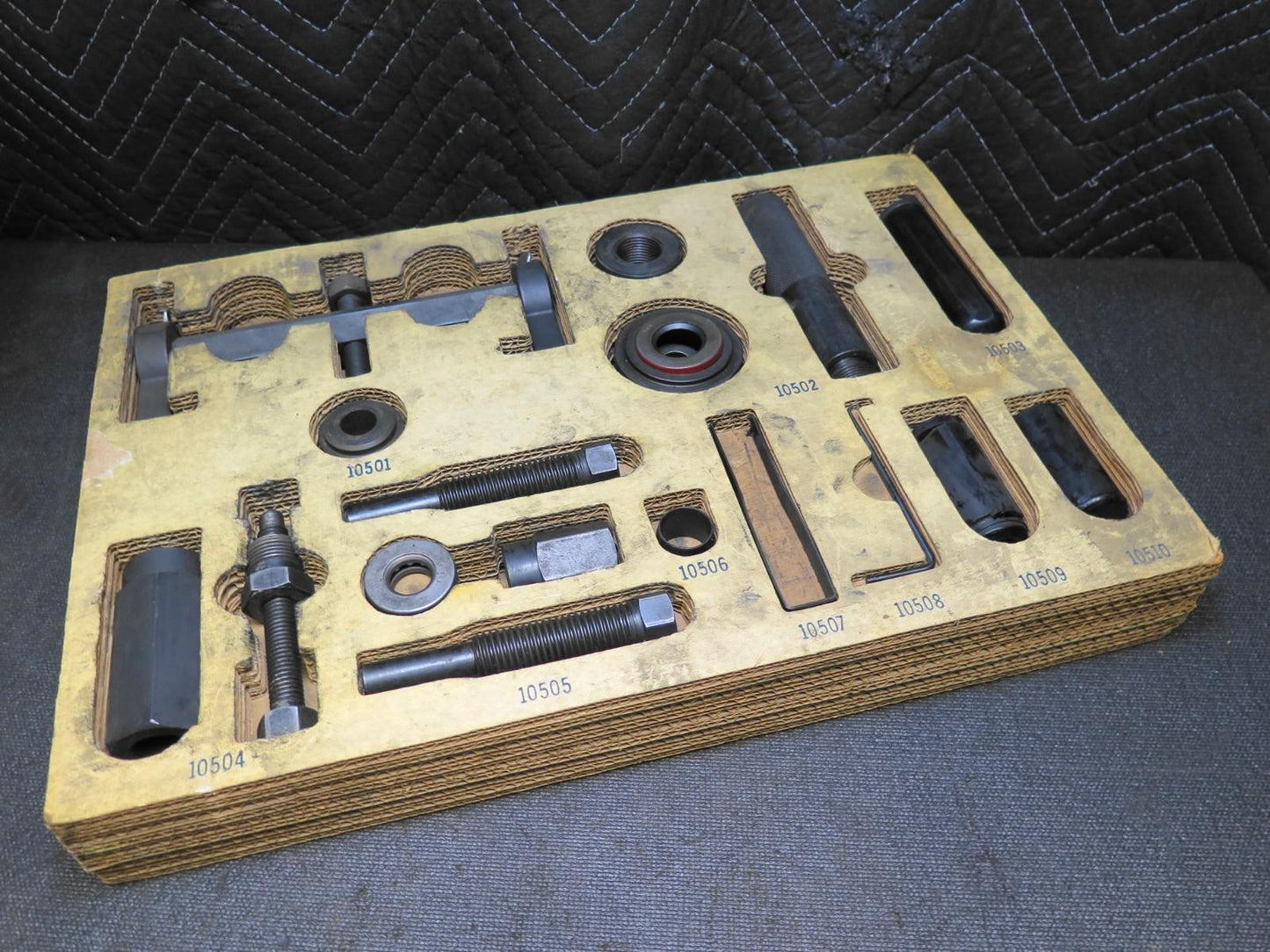 Robinair A/C Air Conditioning Pulley Puller / Installer kit 10501 thru 10510