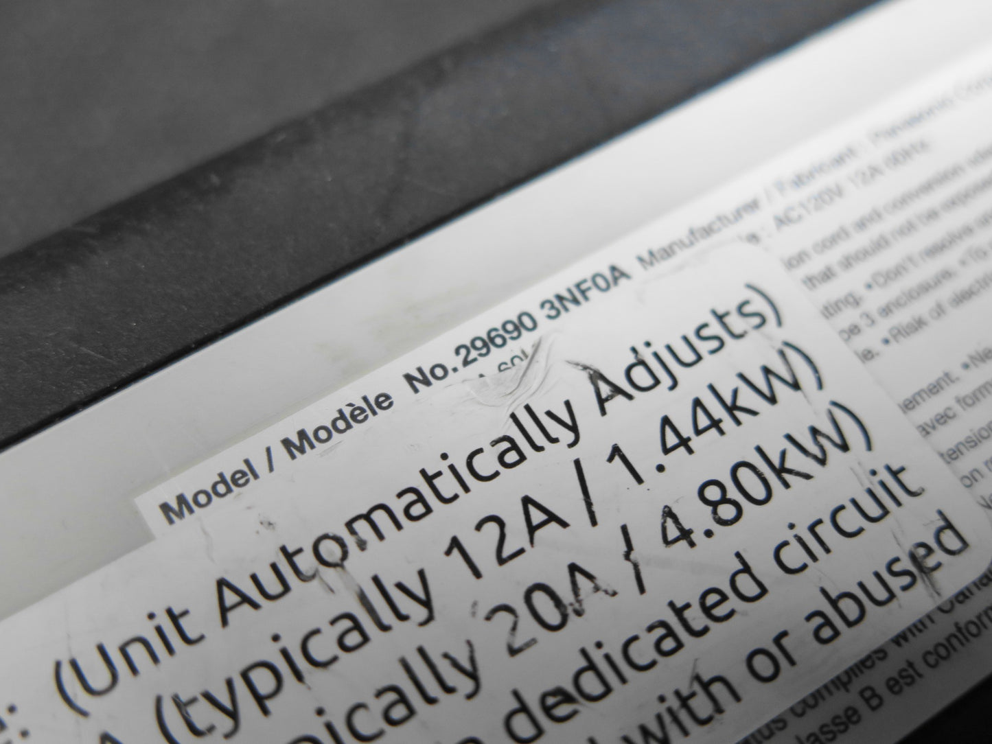 Nissan Leaf Aria Charger 29690 3NF0A EV Battery Charging Cable