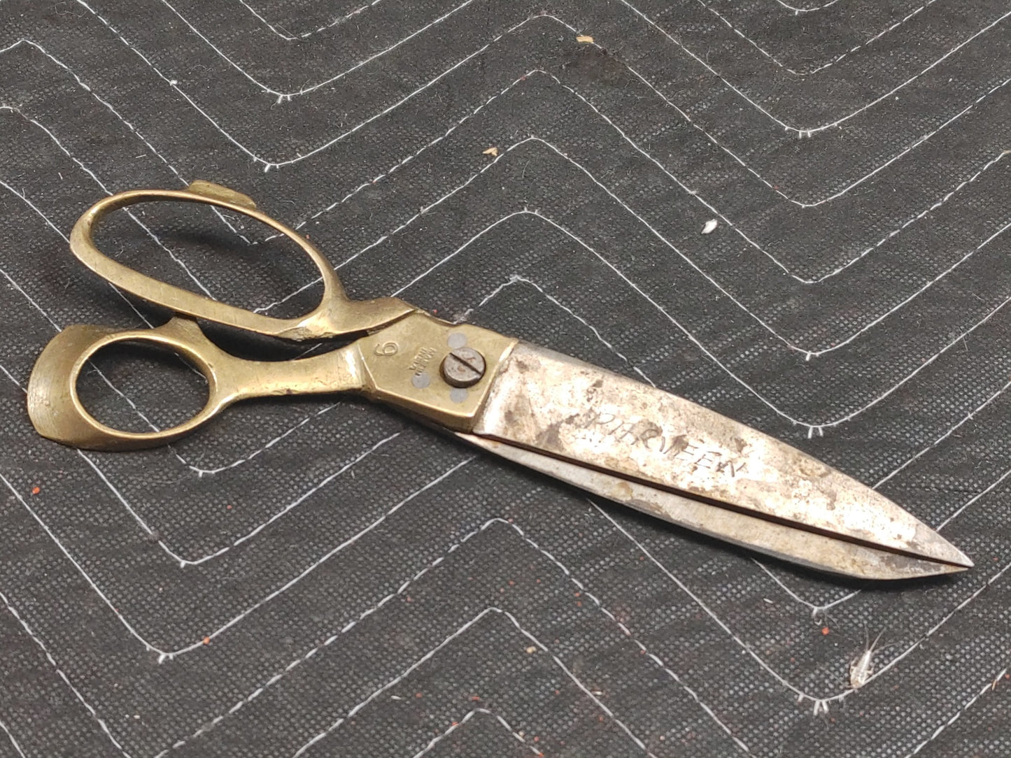 9" Parveen Brass & Steel Shear 4.5" blade - vintage scissor shears