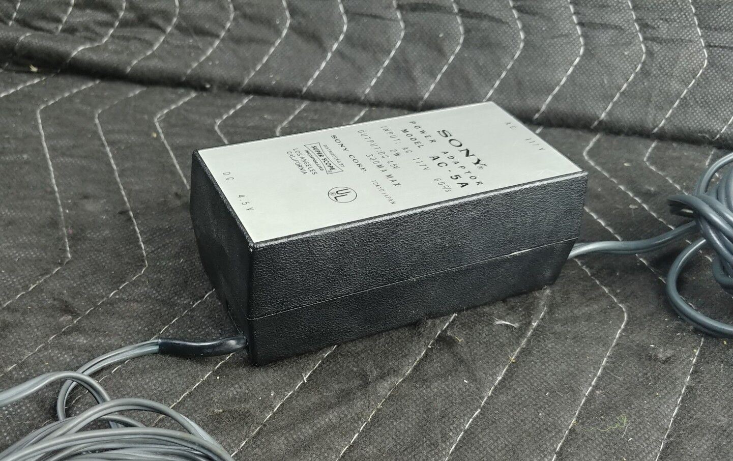 Vintage SONY Super Scope AC-5A 4.5 VDC/300mA AC / DC Power Adapter - JAPAN RARE
