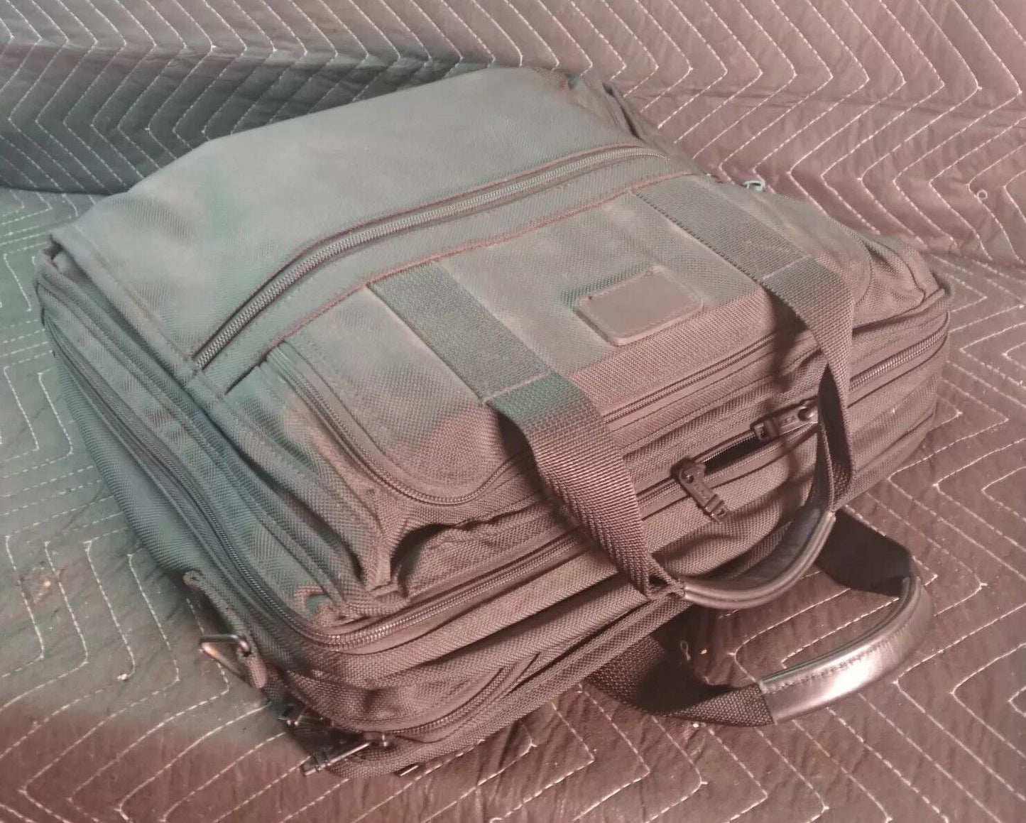 TUMI Brief Bag Laptop Large Black *USA* *EXCELLENT!*
