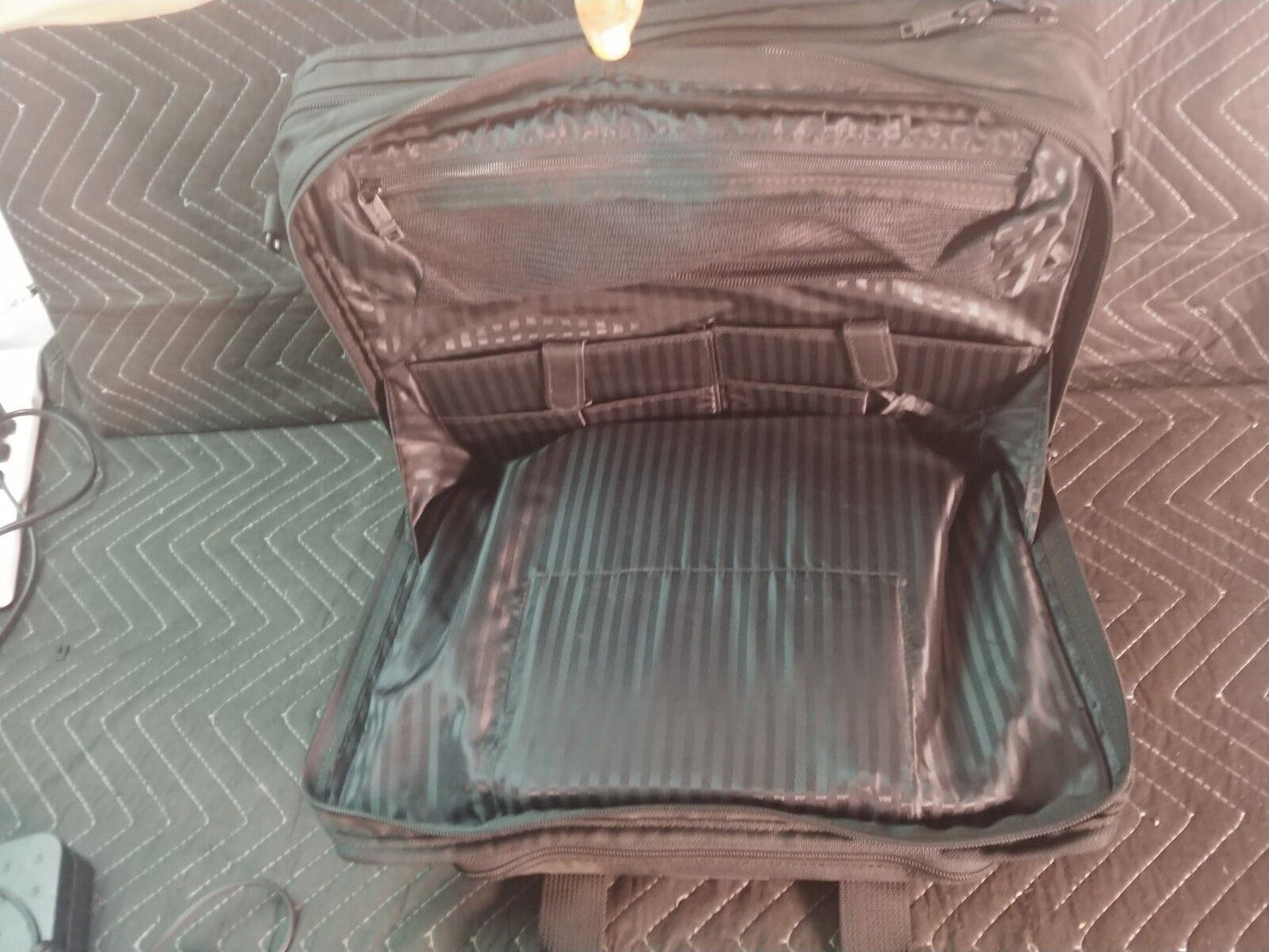 TUMI Brief Bag Laptop Large Black *USA* *EXCELLENT!*