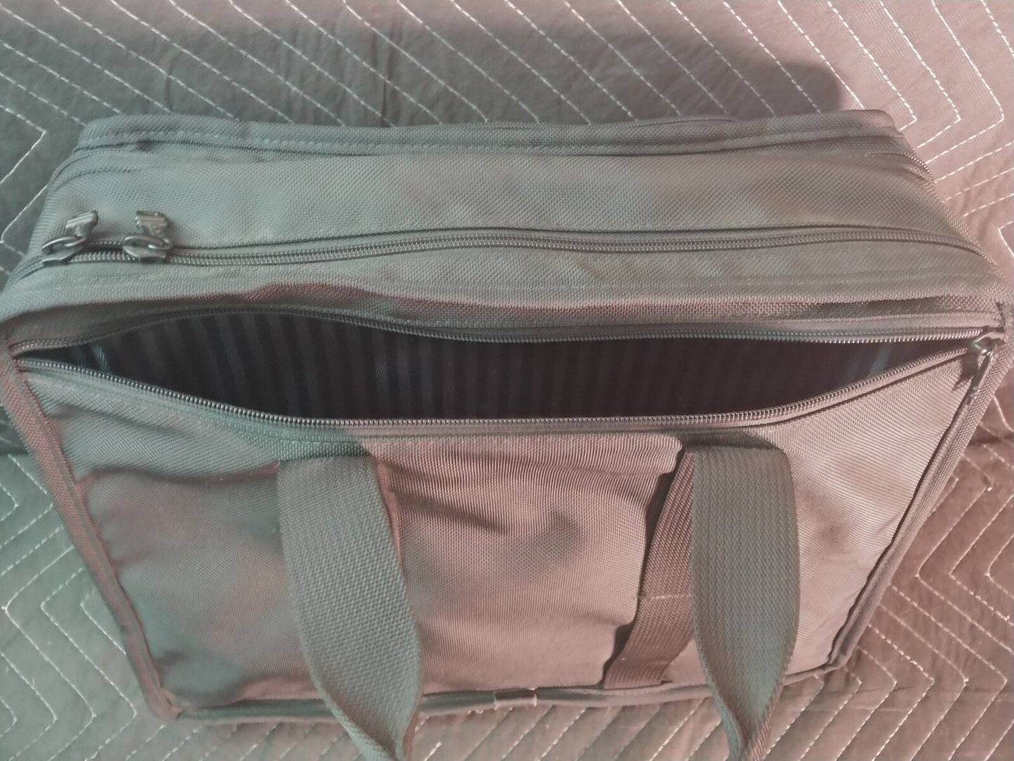 TUMI Brief Bag Laptop Large Black *USA* *EXCELLENT!*