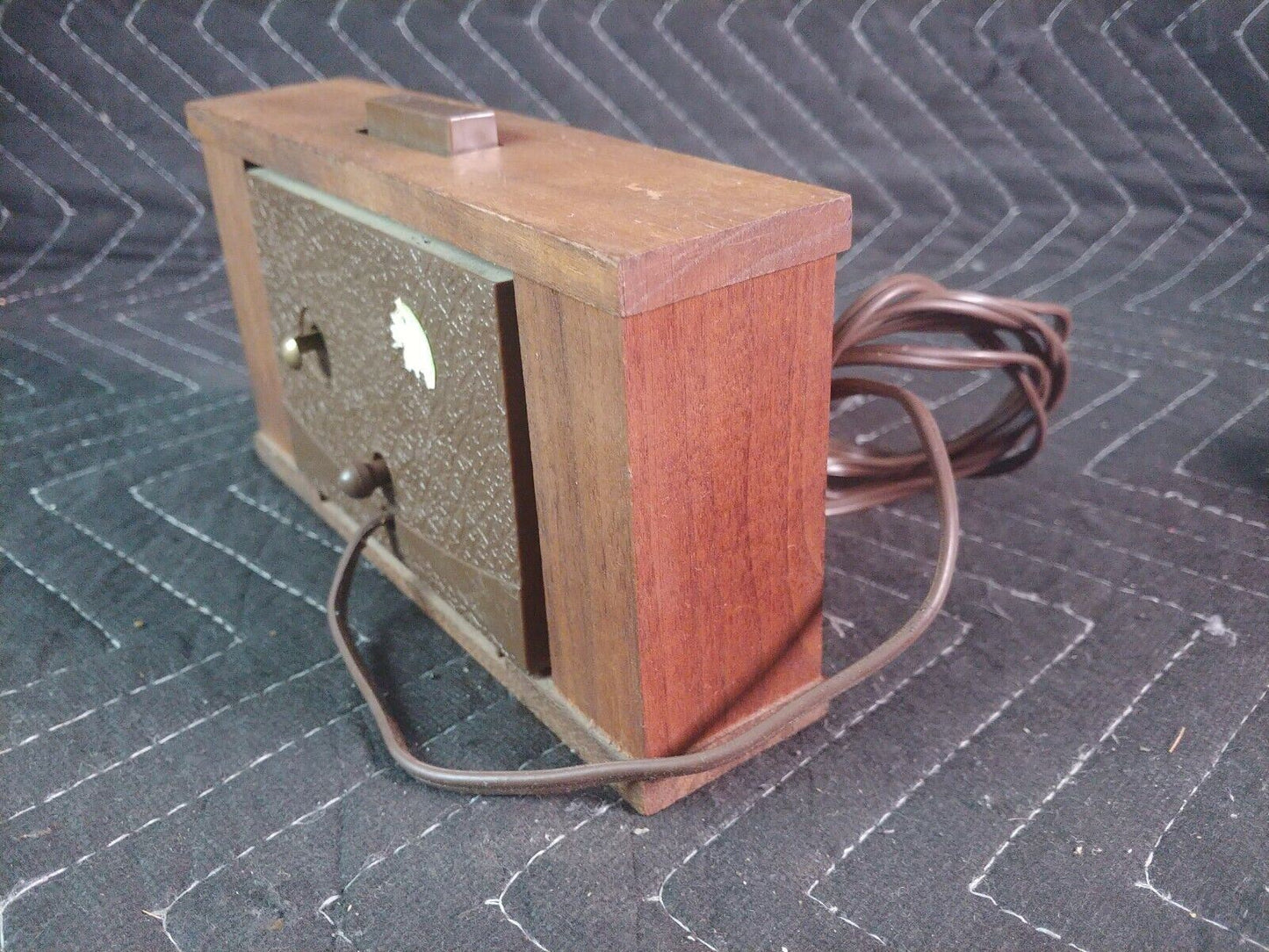 1950s Wooden Case Sears Tradition Ingraham Electric Alarm Clock - 7113 118