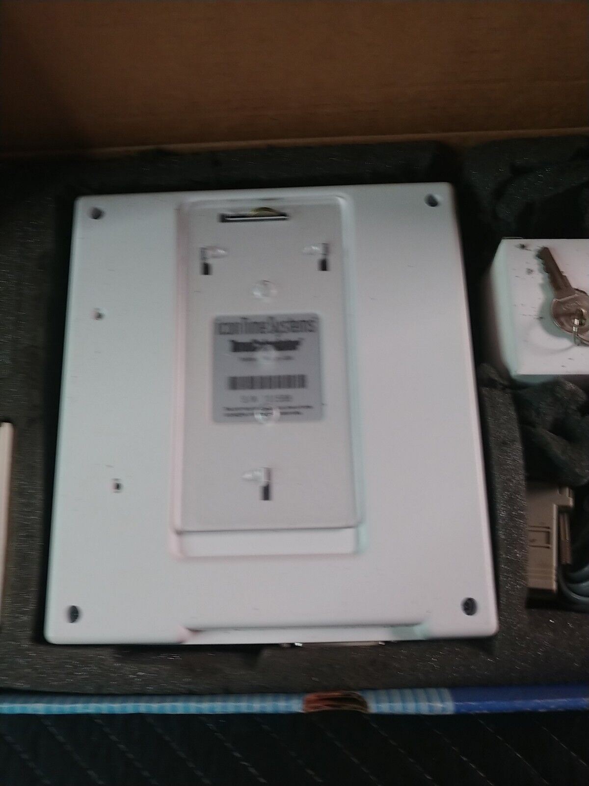 IconTime TimeCalculator Timeclock w/ Proximity Badges