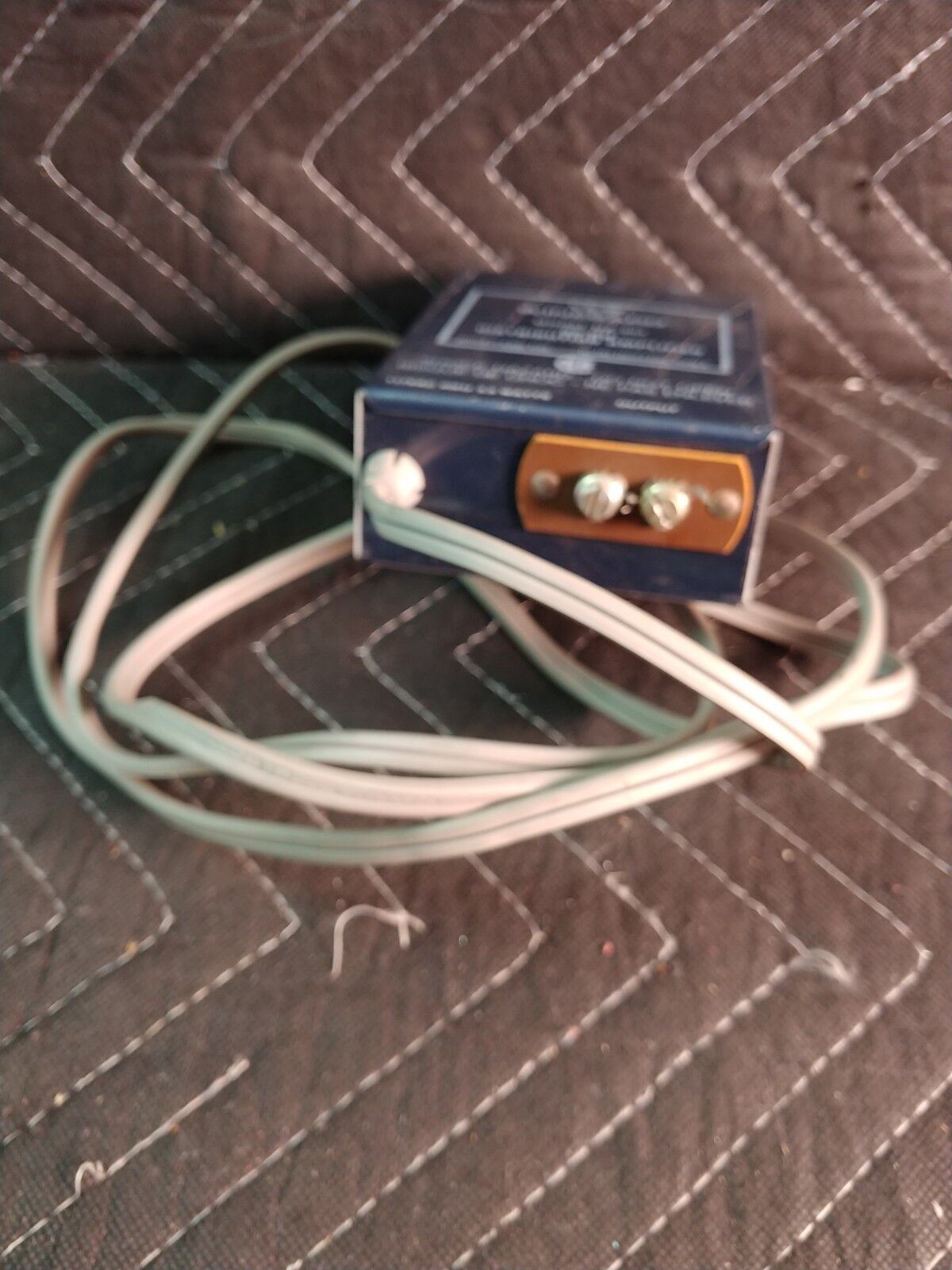 Winegard DA-803 16db Gain UHF/VHF Booster Amplifier 82 channel 3.5 Watt Vintage