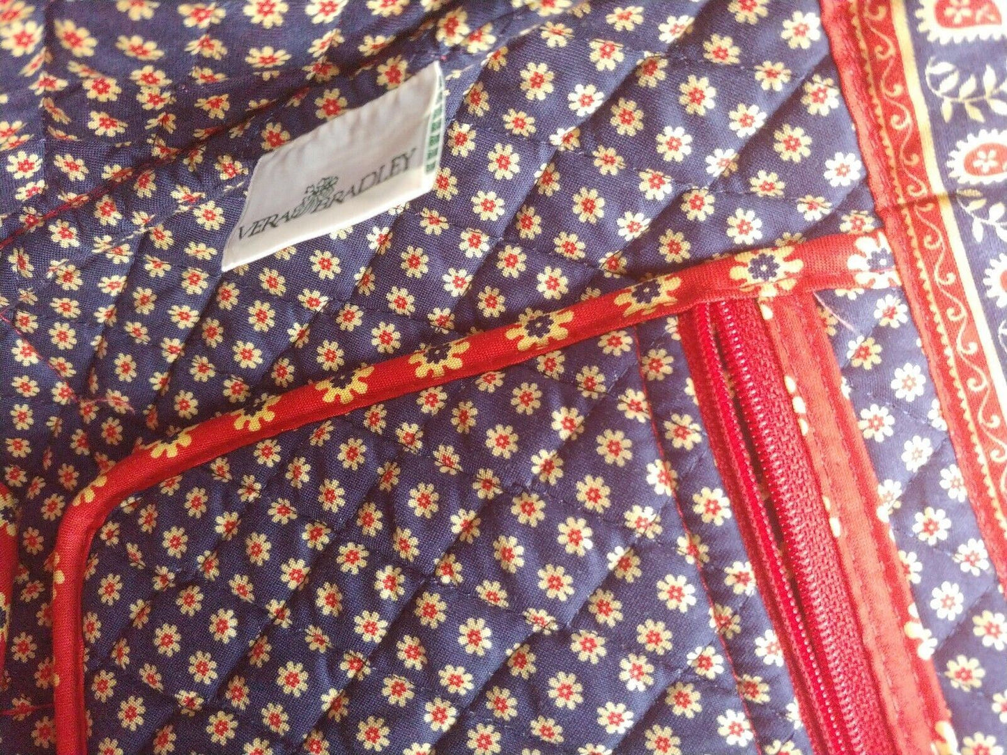 Vera Bradley Miller hand bag purse red w/ floral - wood knob closure