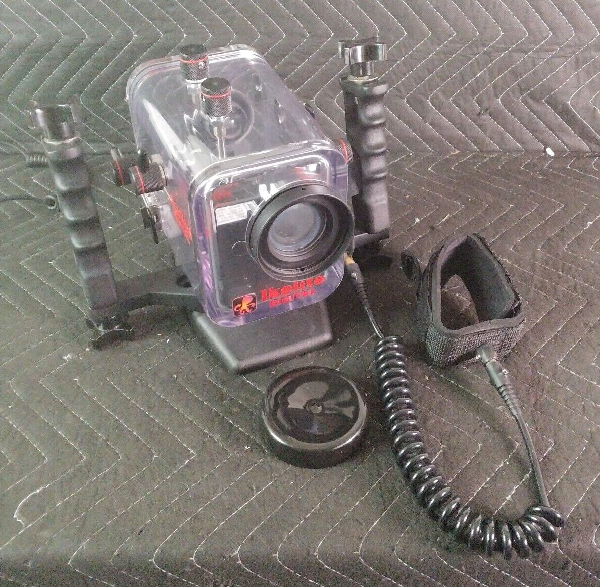 Ikelite 6038.24 Underwater Camera Housing for SONY HC23, 24, 26, 35, 36, 44, 46