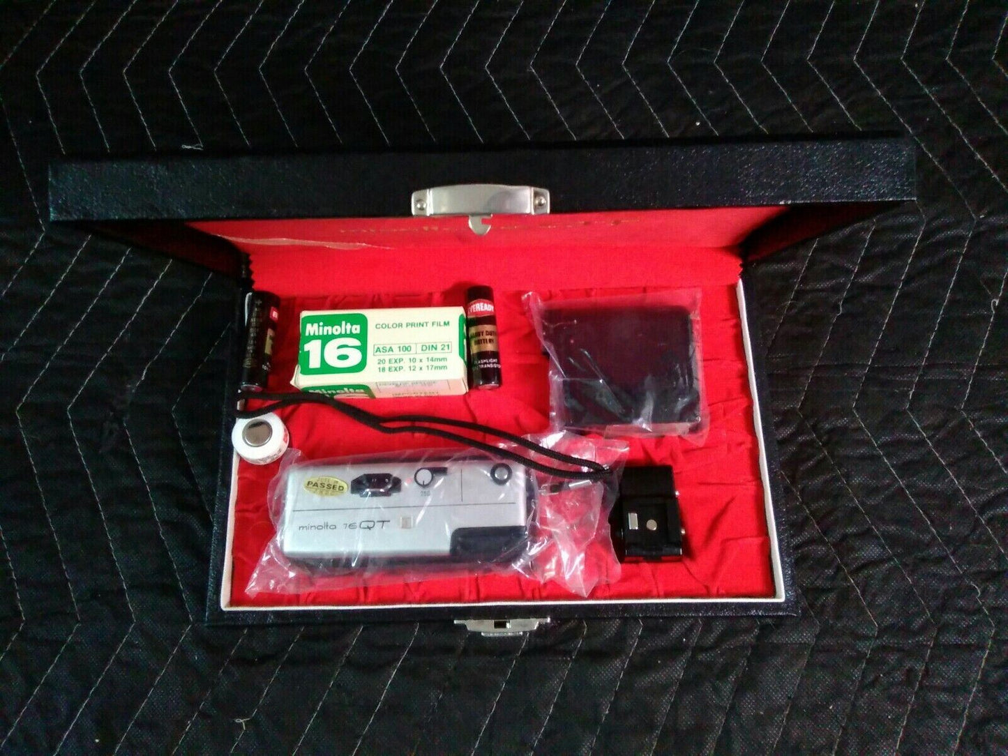 Minolta 16 QT 16mm Mini Film Camera