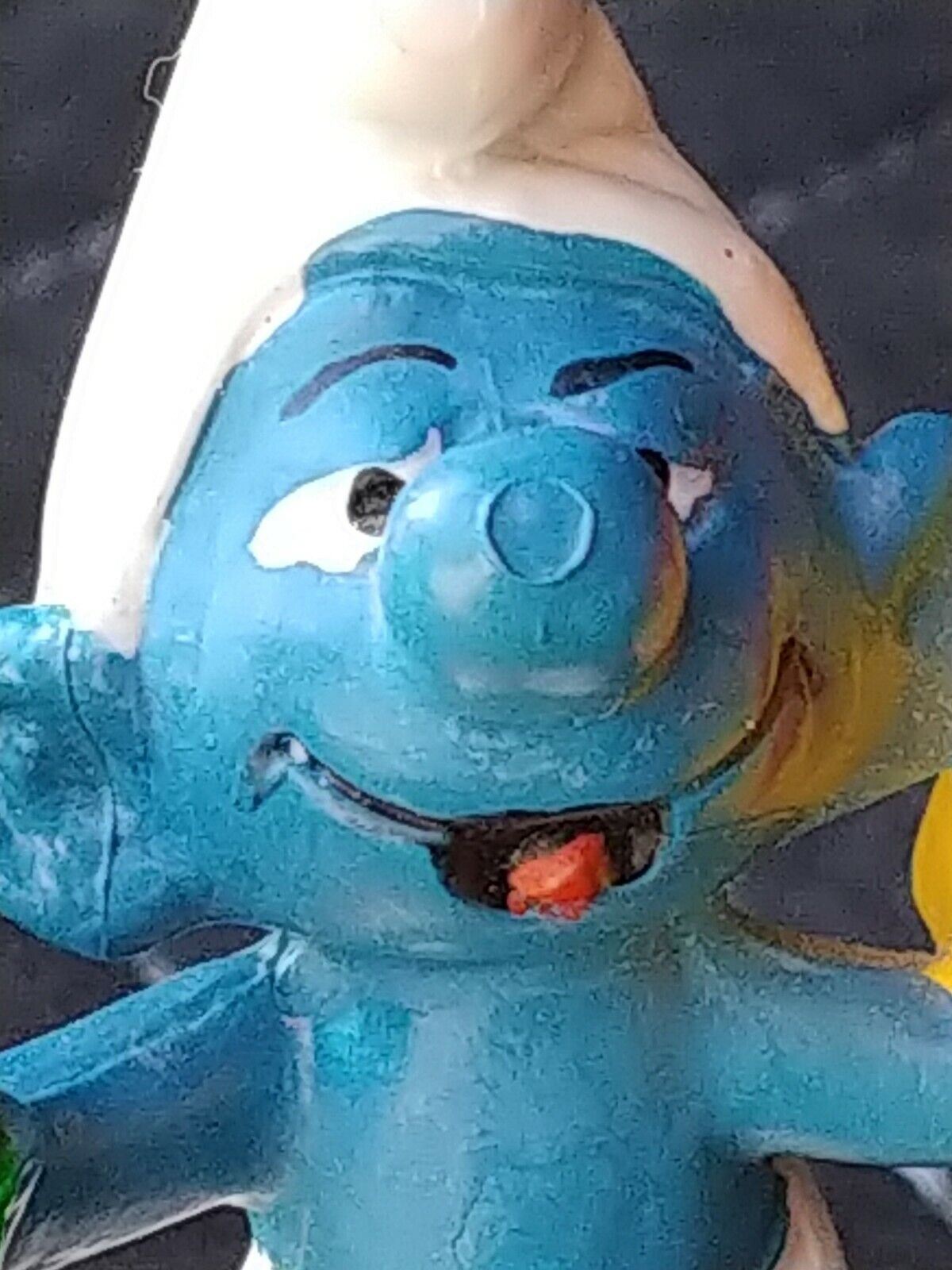 Happy Birthday Smurf Schleich Peyo Made in Hong Kong Wallace Bernie Co. Inc.