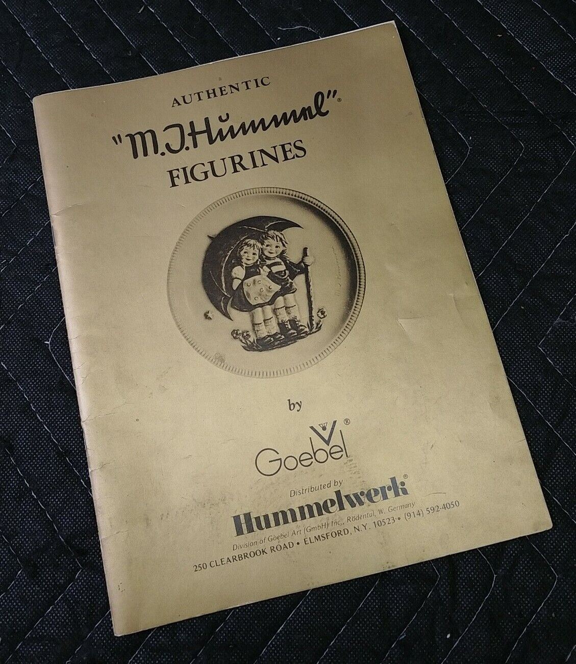 MJ HUMMEL Figurines catalog Goebel & Hummelwerk 1975 Germany Vintage