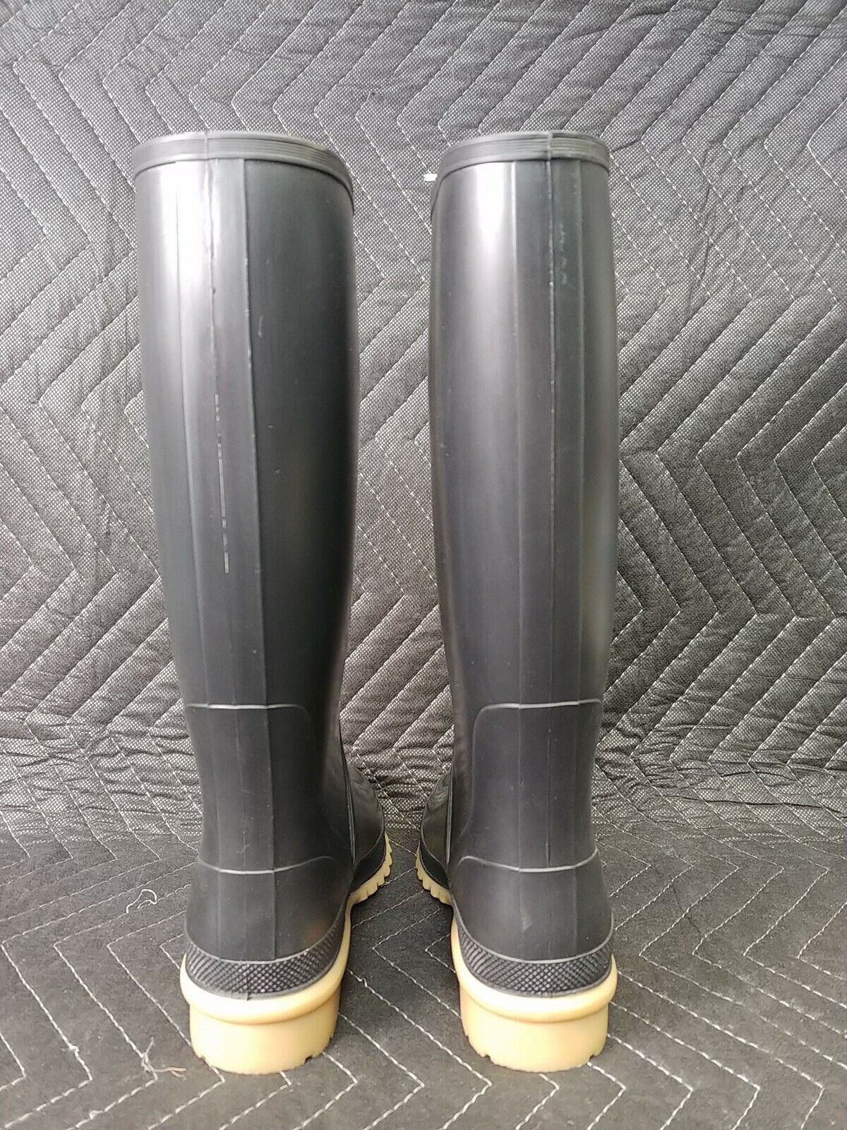 Woman's Baffin Technology Rubber Boots Size 7 Model OS-K