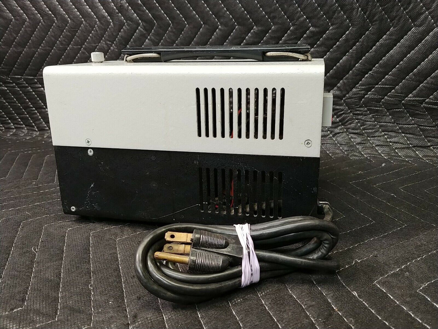 CHIU TECHNICAL EHRENREICH PHOTO OPTICS FO-150 MKII FIBER OPTIC LIGHT - Need Bulb