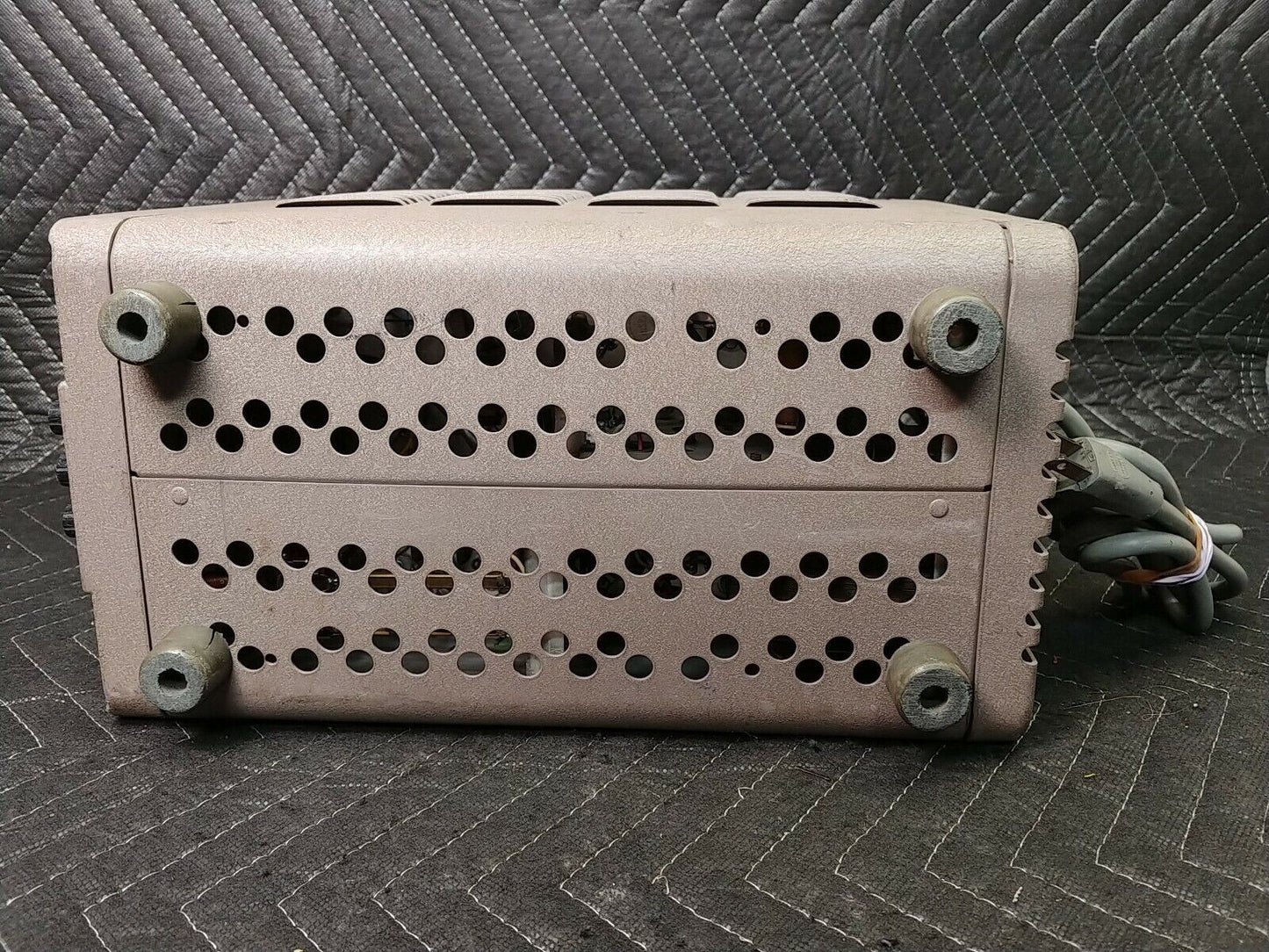 HP 200CD Wide Range Oscillator