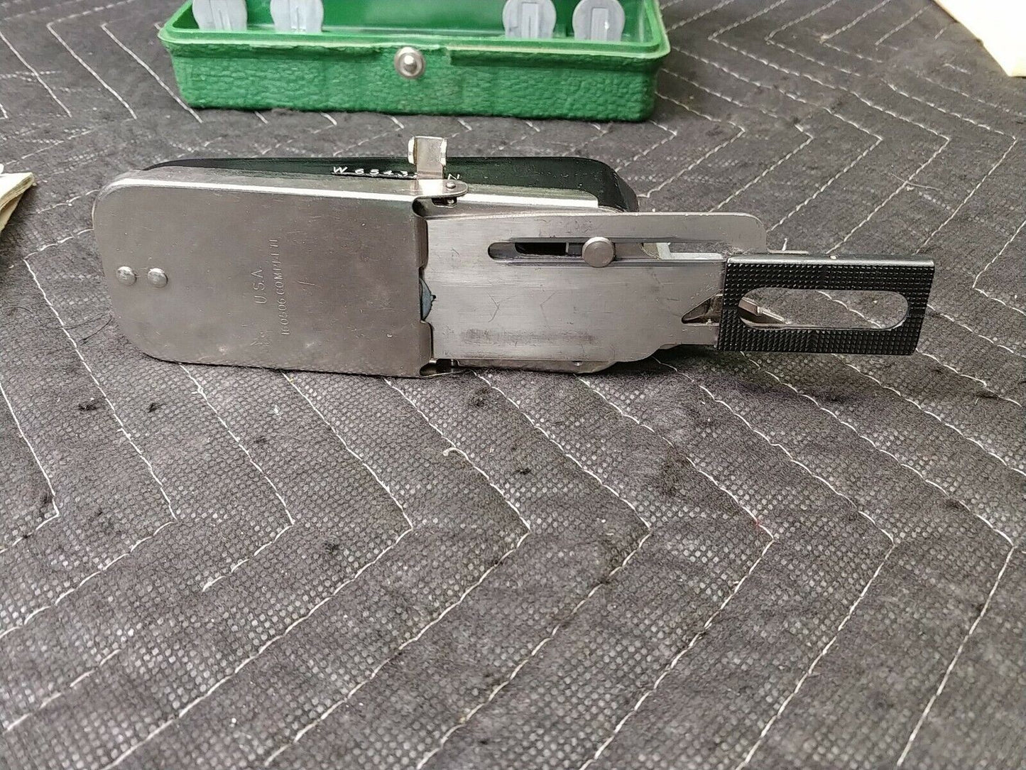 SINGER 160506 Buttonholer Templates AND Cover Plate Vintage 1948 W/Manual