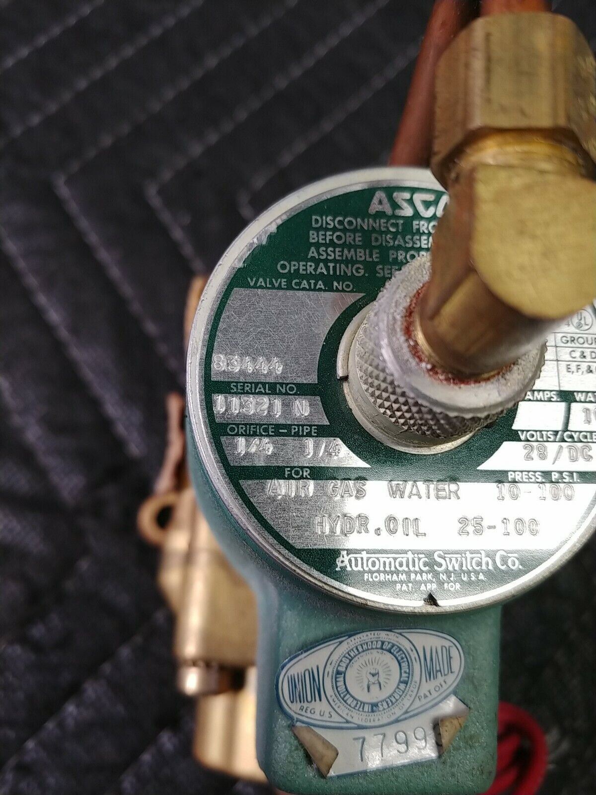 1/4" ASCO Valve 83444 4-Way Threaded Piston Poppet Solenoid Valve NOS - 28V DC