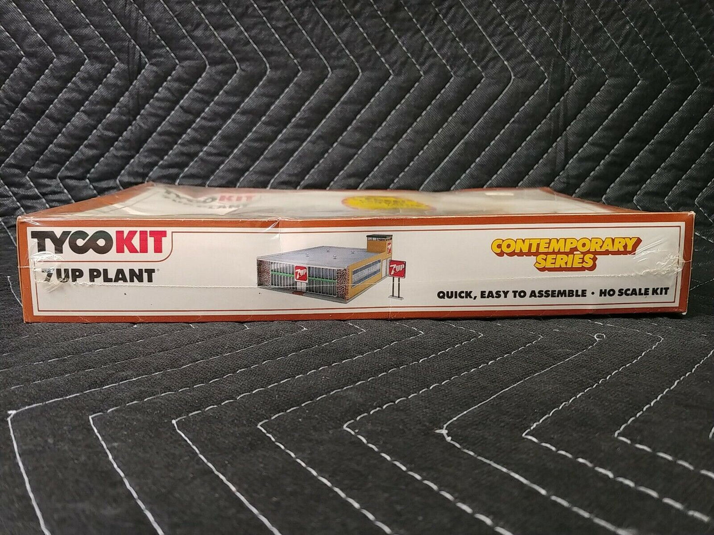 Tyco HO 7 UP Plant Kit # 7727/Sealed