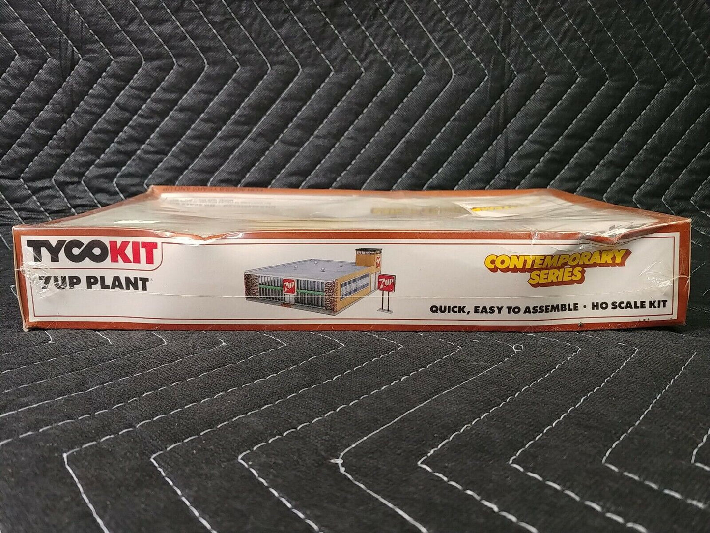 Tyco HO 7 UP Plant Kit # 7727/Sealed