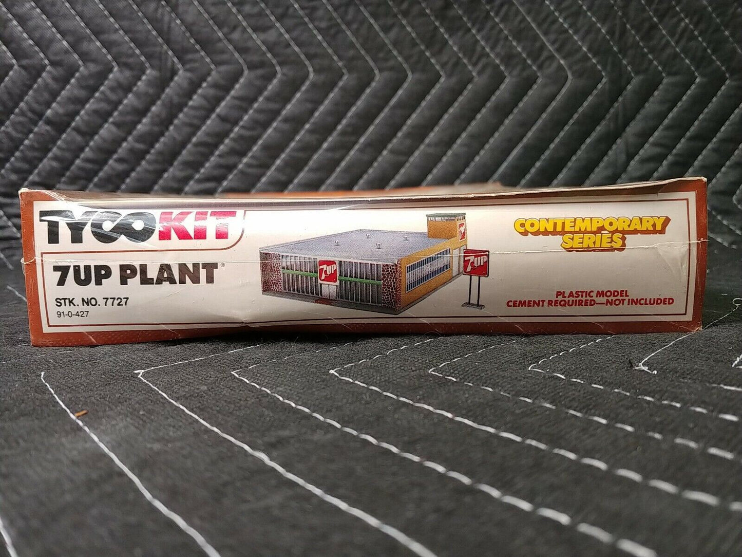 Tyco HO 7 UP Plant Kit # 7727/Sealed