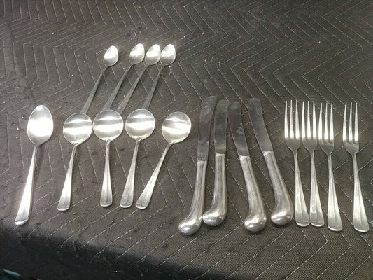 17 PIECES Supreme Cutlery / TOWLE 18/8 Stainless Flatware  SUPREME CUTLERY