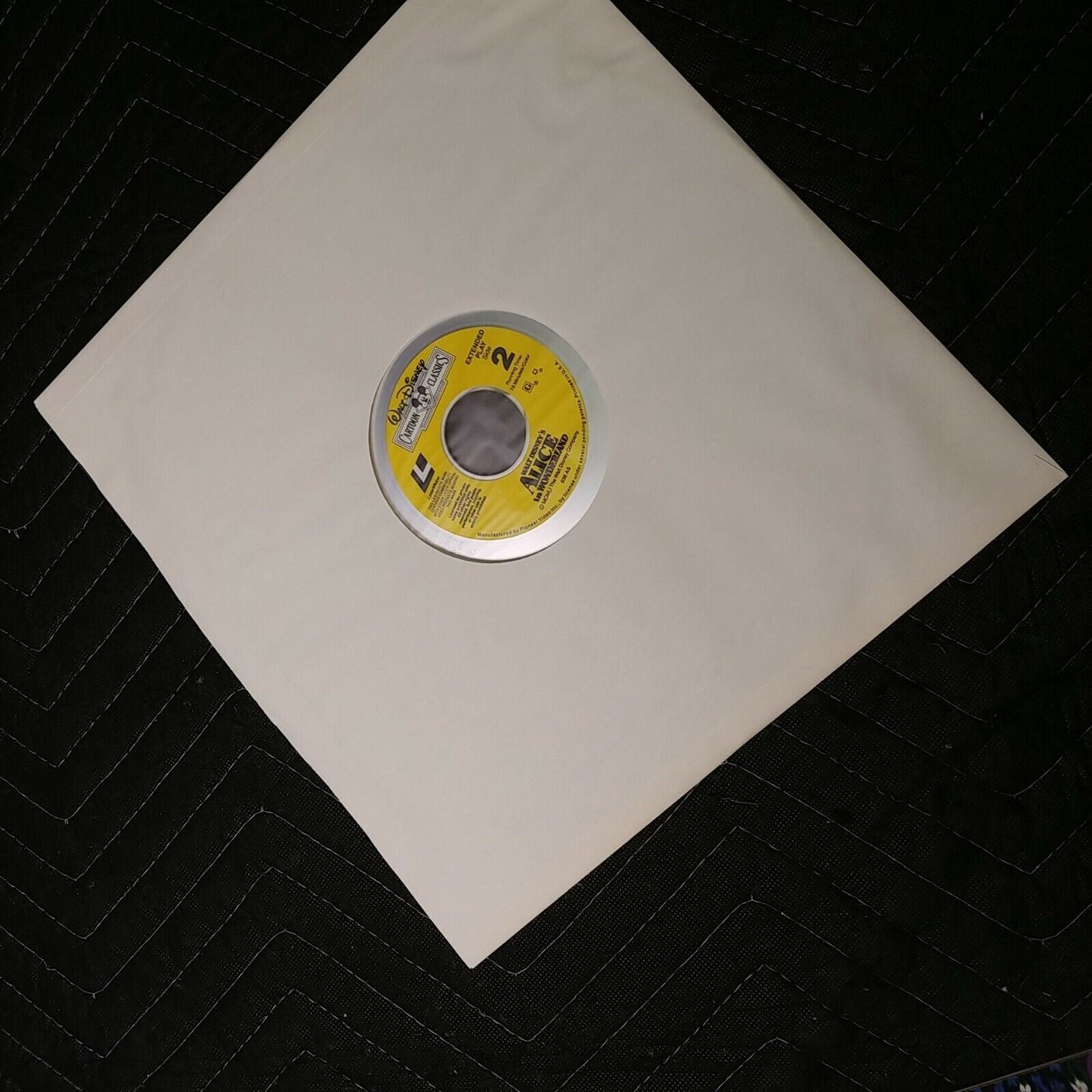 LASER DISC - DISNEY - ALICE IN WONDERLAND