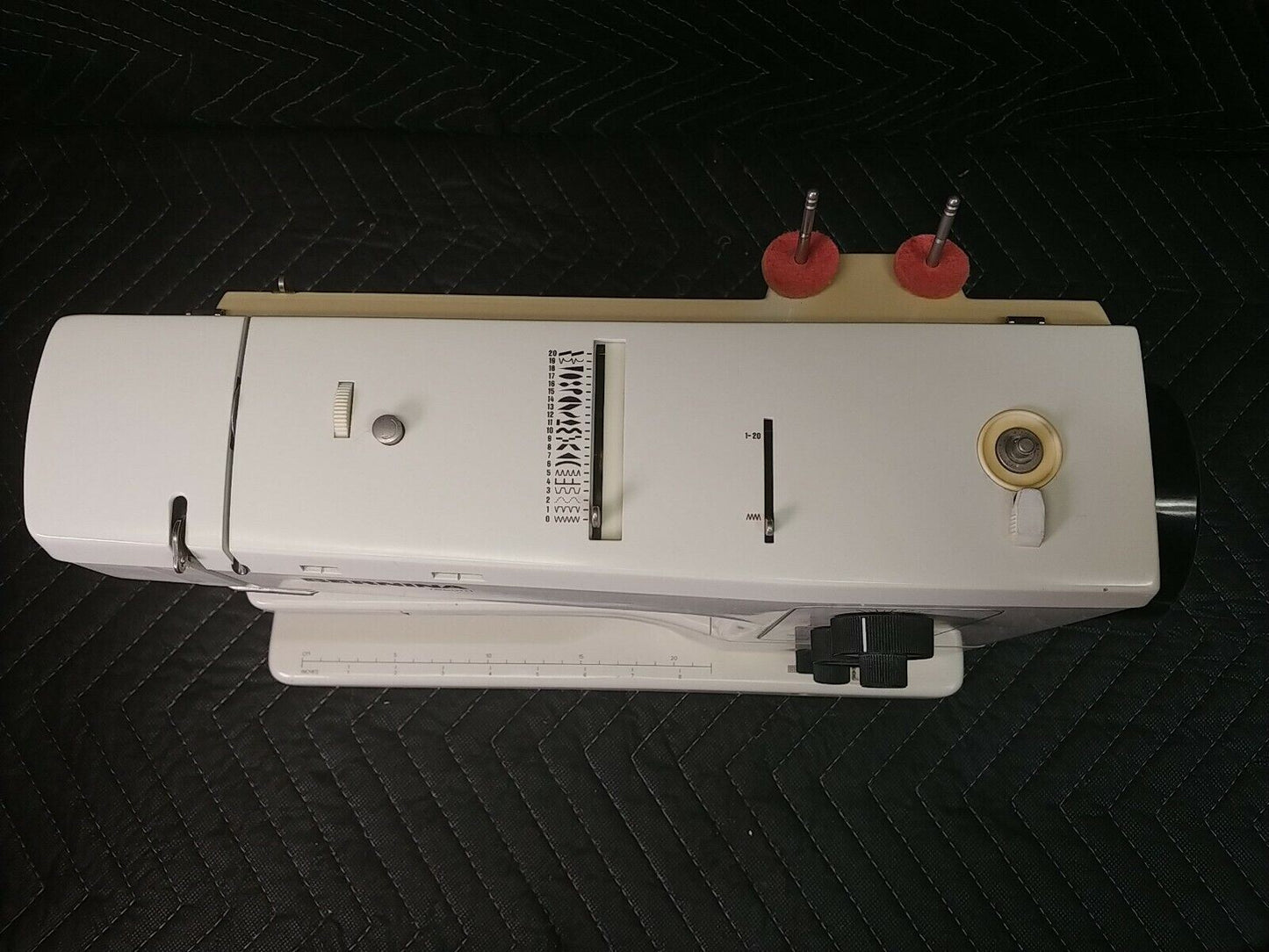Bernina 830 Record Sewing Machine - Serviced