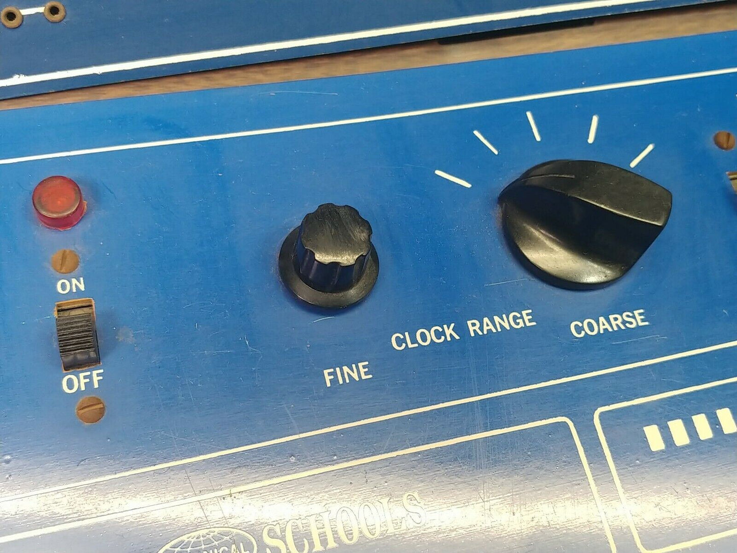 VINTAGE NATIONAL TECHNICAL SCHOOLS CIRCUIT COMPU-TRAINER