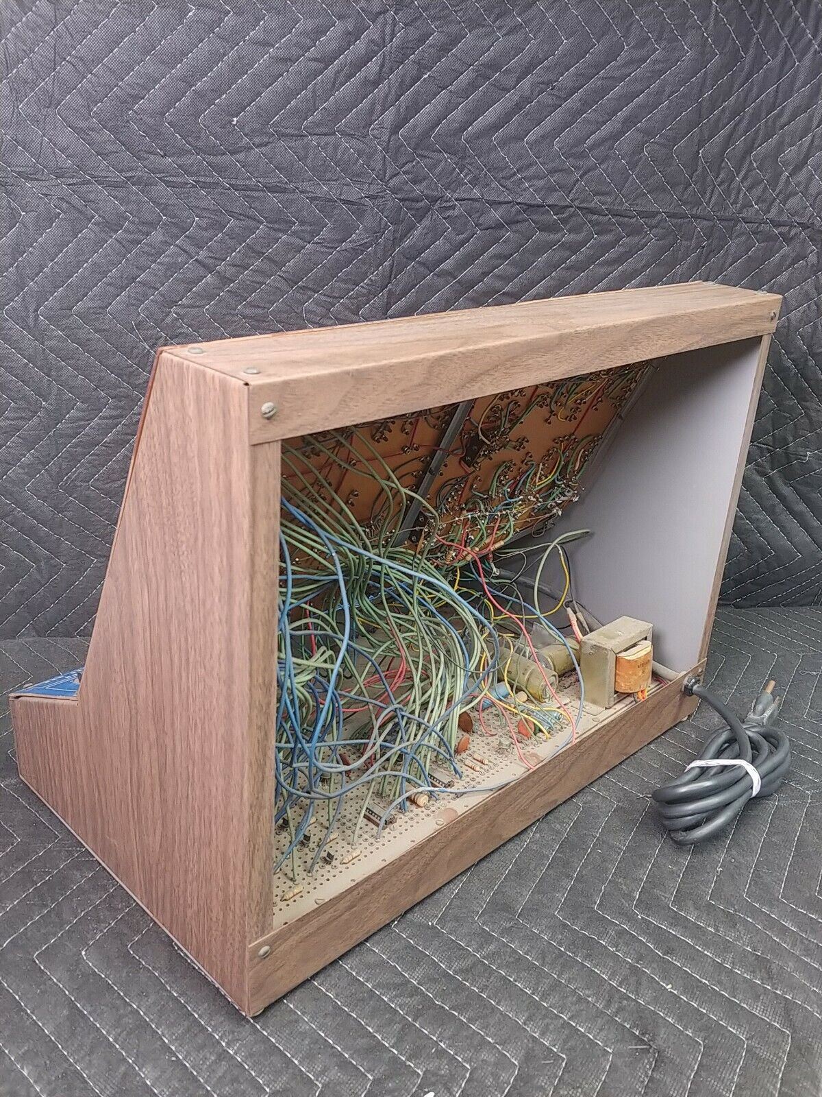 VINTAGE NATIONAL TECHNICAL SCHOOLS CIRCUIT COMPU-TRAINER