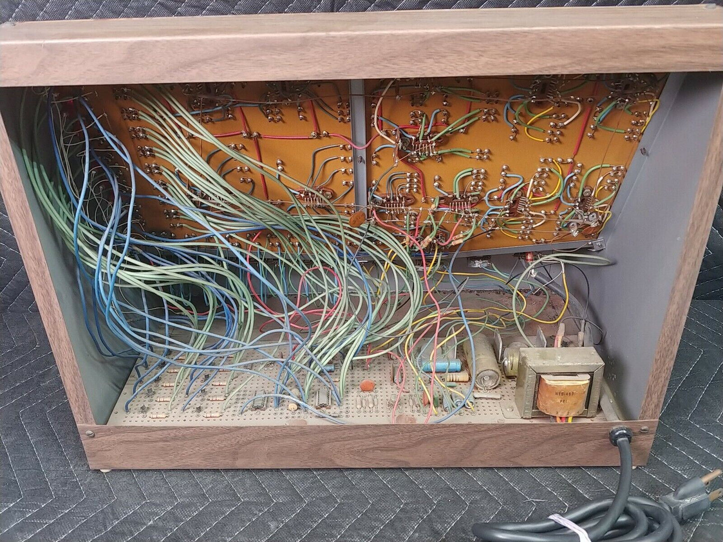 VINTAGE NATIONAL TECHNICAL SCHOOLS CIRCUIT COMPU-TRAINER