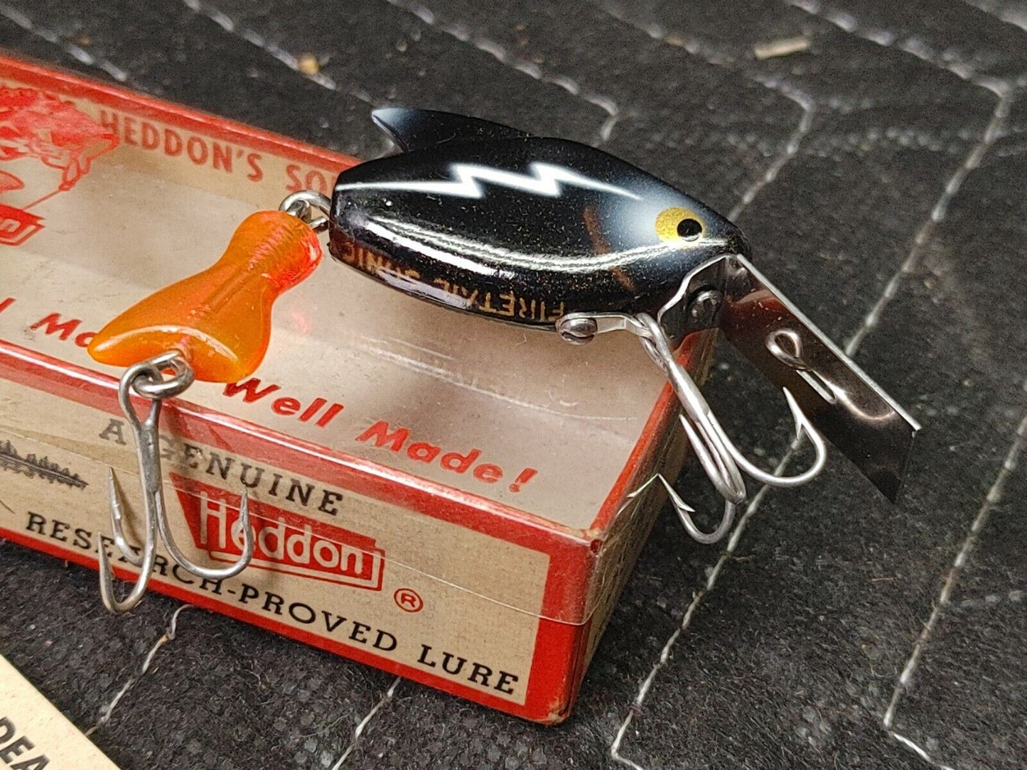 Vintage Heddon Firetail Sonic 395 B in Box w/ insert - Black