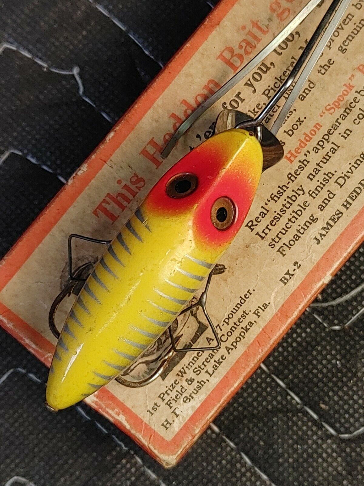 Heddon Yellow Shore River Runt No Snag w/ Original Box & Paper