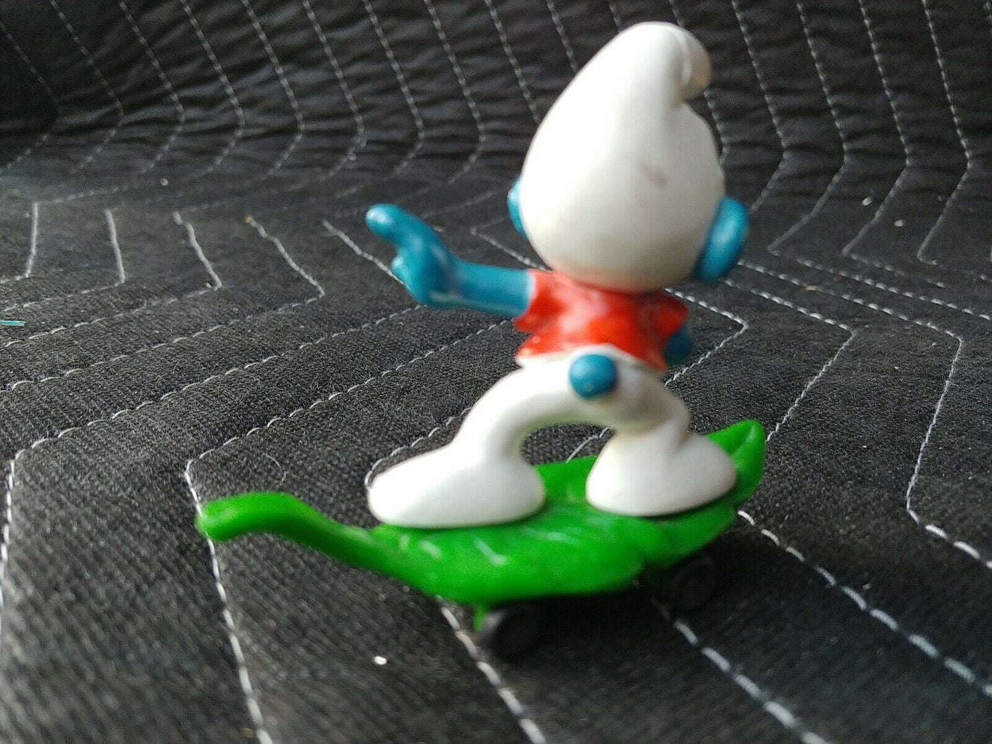 1978 Skateboarding Smurf Schleich Peyo Made In Hong Kong