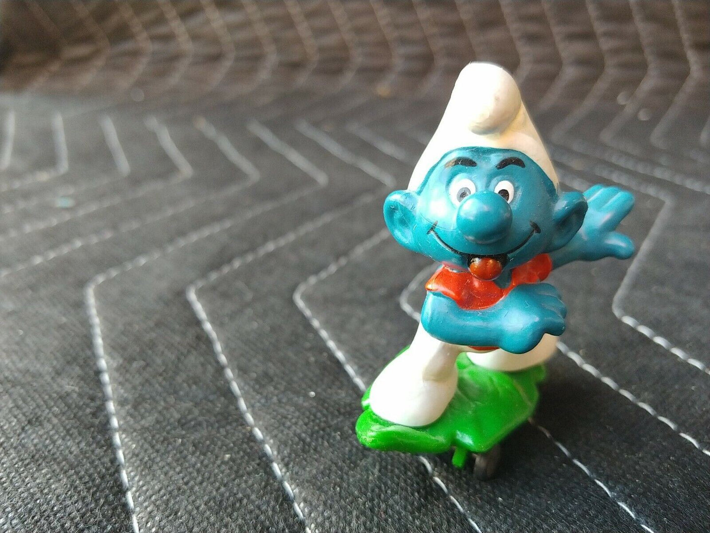 1978 Skateboarding Smurf Schleich Peyo Made In Hong Kong