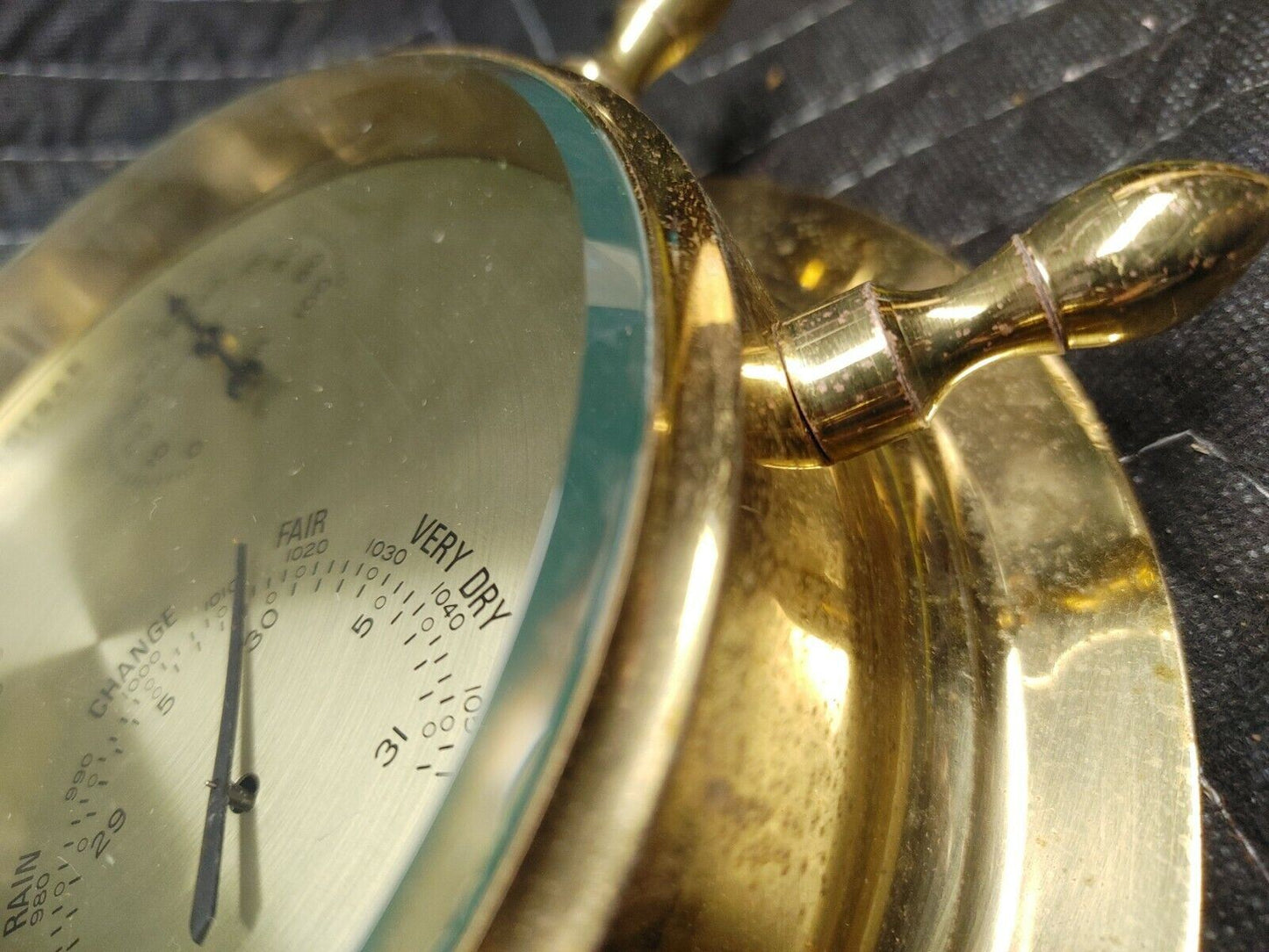 Vintage CAPTAIN MORGAN SPICED RUM Brass Weather Station Barometer Helm Wheel