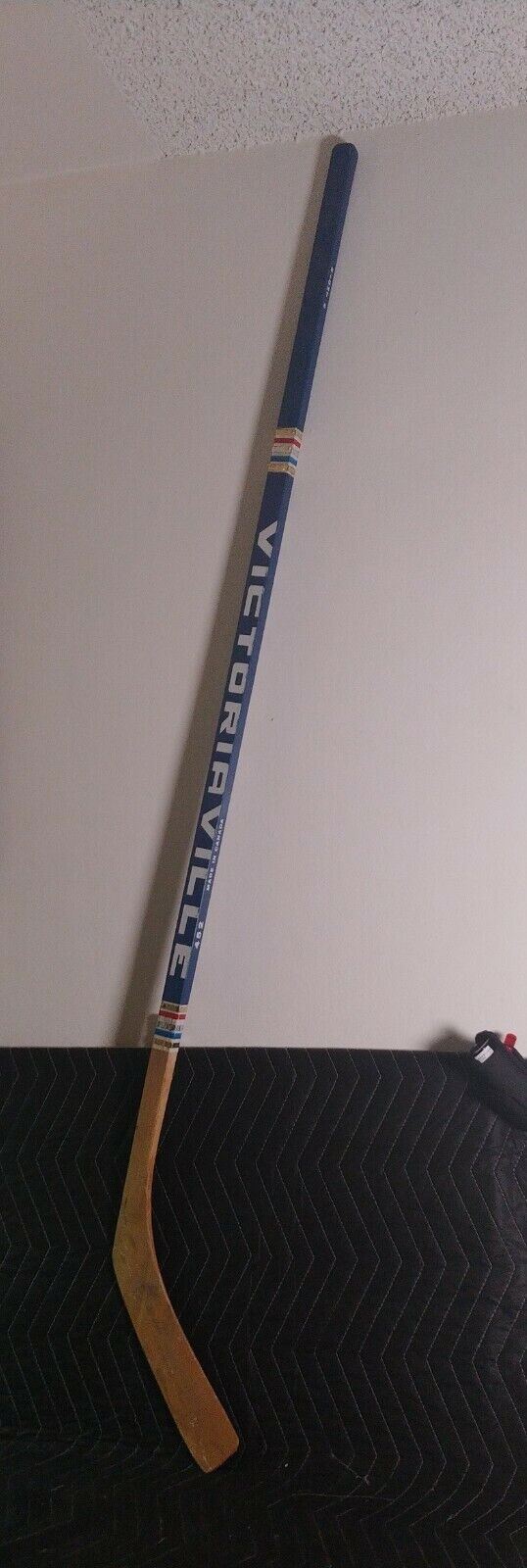 VICTORIAVILLE R6 452 Hockey Stick - Canada